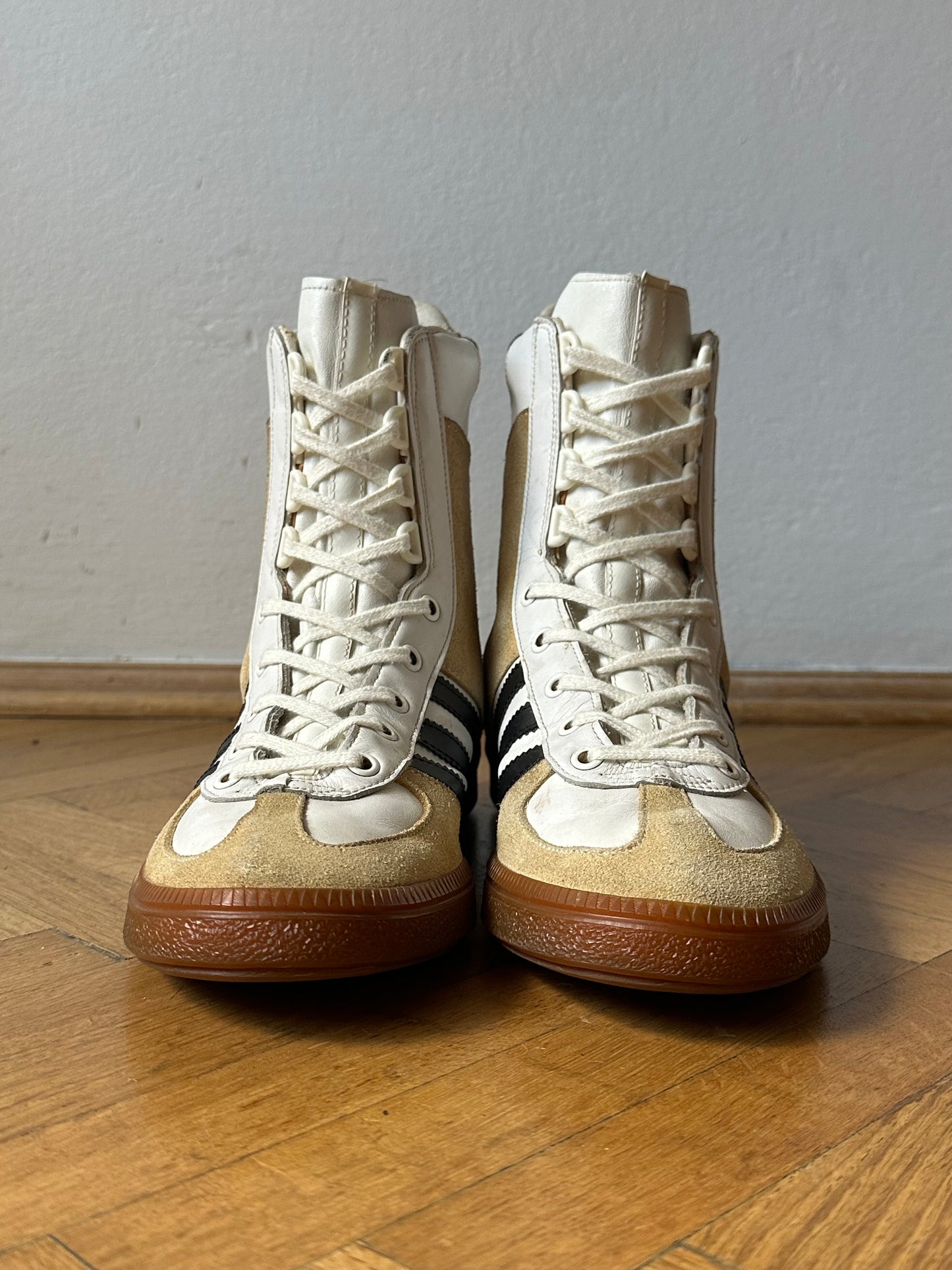 1980s 1990s Adidas Adimed Stabil アディダス リハビリ用 80年代 90年代 Toto Praha Vintage clothing shop Antique shop 古着屋 プラハ Showroom appointment Prague ユーロ古着 ヨーロッパ古着 古着卸 ヴィンテージ