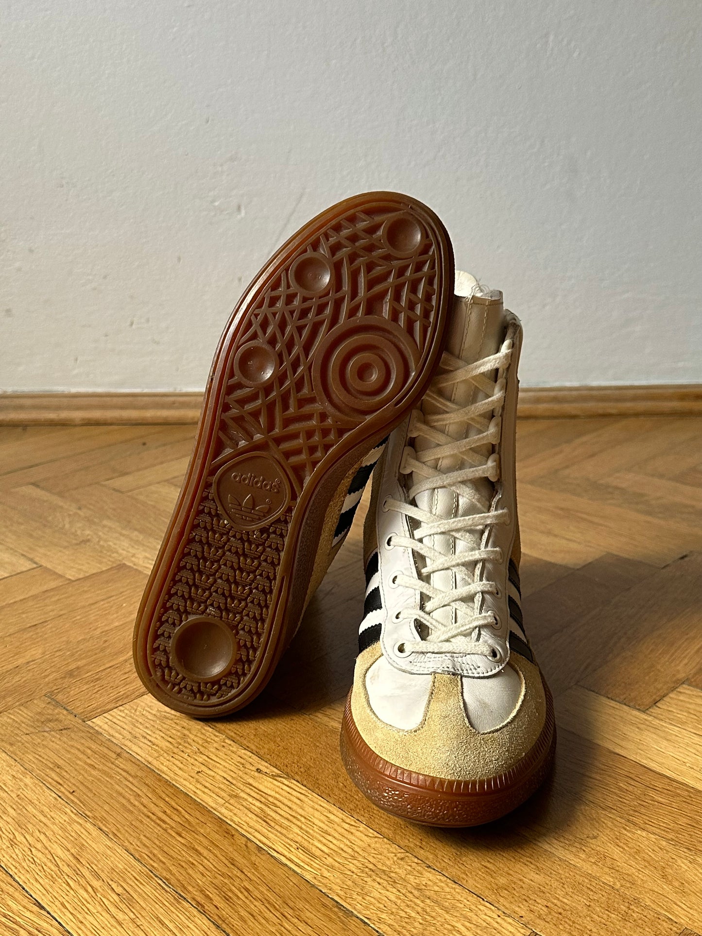 1980s 1990s Adidas Adimed Stabil アディダス リハビリ用 80年代 90年代 Toto Praha Vintage clothing shop Antique shop 古着屋 プラハ Showroom appointment Prague ユーロ古着 ヨーロッパ古着 古着卸 ヴィンテージ