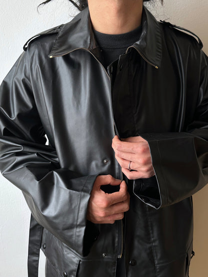 1982 French Military black rubber coat 80年代 フランス軍 レインコート ラバー 黒 Army Toto Praha Vintage clothing shop Antique shop 古着屋 プラハ Showroom appointment Prague ユーロ古着 ヨーロッパ古着 古着卸 ヴィンテージ
