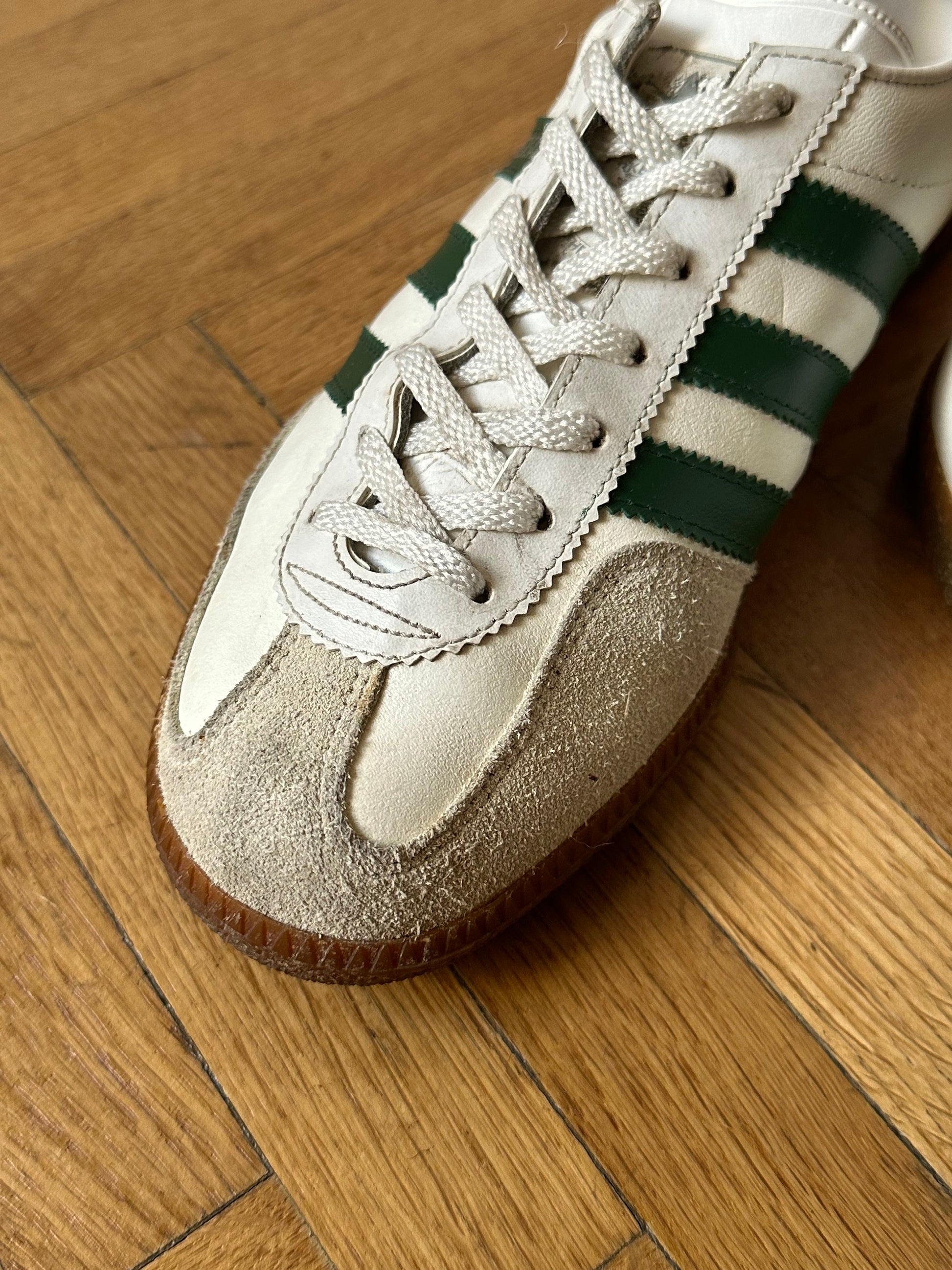 1980s Adidas Universal アディダス ユニバーサル Made in West-Germany 西ドイツ製 80s 80年代 Toto Praha Vintage clothing shop Antique shop 古着屋 プラハ Showroom appointment Prague ユーロ古着 ヨーロッパ古着 古着卸 ヴィンテージ