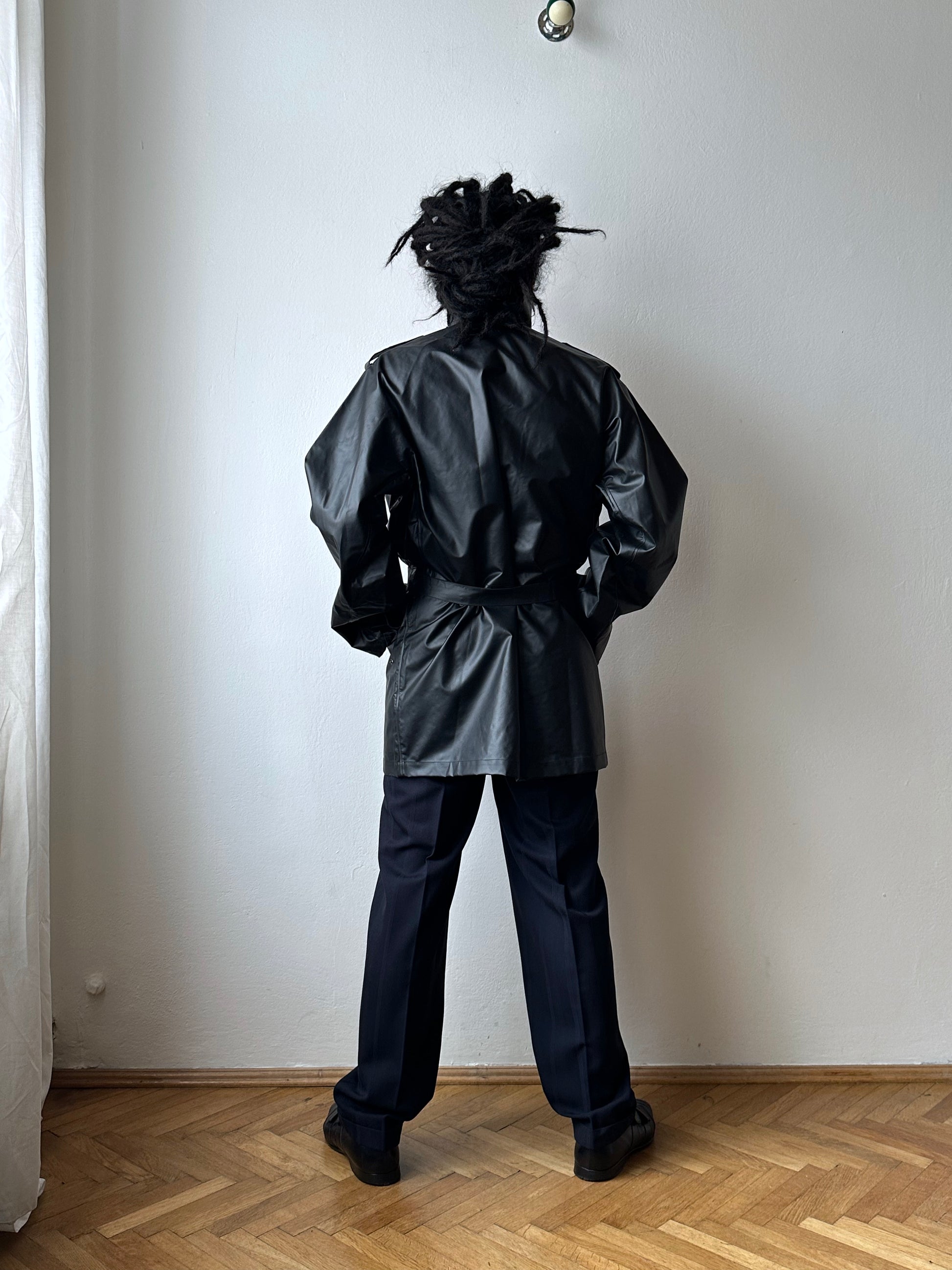 1982 French Military black rubber coat 80年代 フランス軍 レインコート ラバー 黒 Army Toto Praha Vintage clothing shop Antique shop 古着屋 プラハ Showroom appointment Prague ユーロ古着 ヨーロッパ古着 古着卸 ヴィンテージ