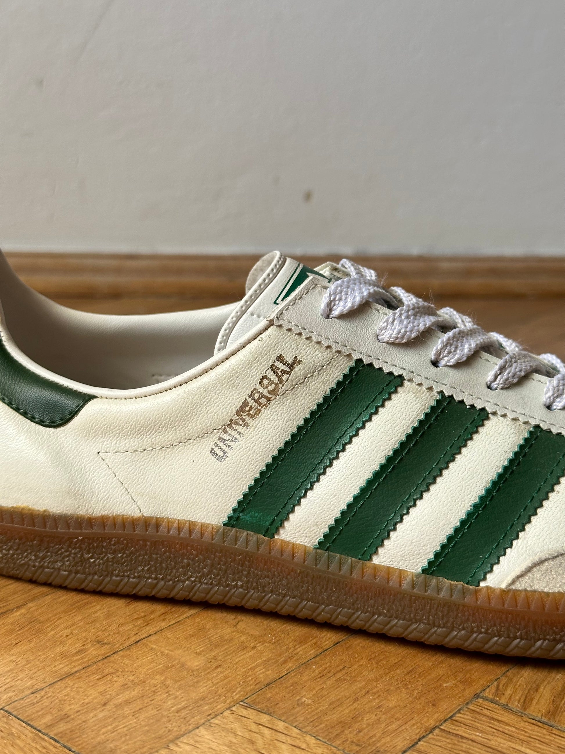 1980s Adidas Universal アディダス ユニバーサル Made in West-Germany 西ドイツ製 80s 80年代 Toto Praha Vintage clothing shop Antique shop 古着屋 プラハ Showroom appointment Prague ユーロ古着 ヨーロッパ古着 古着卸 ヴィンテージ