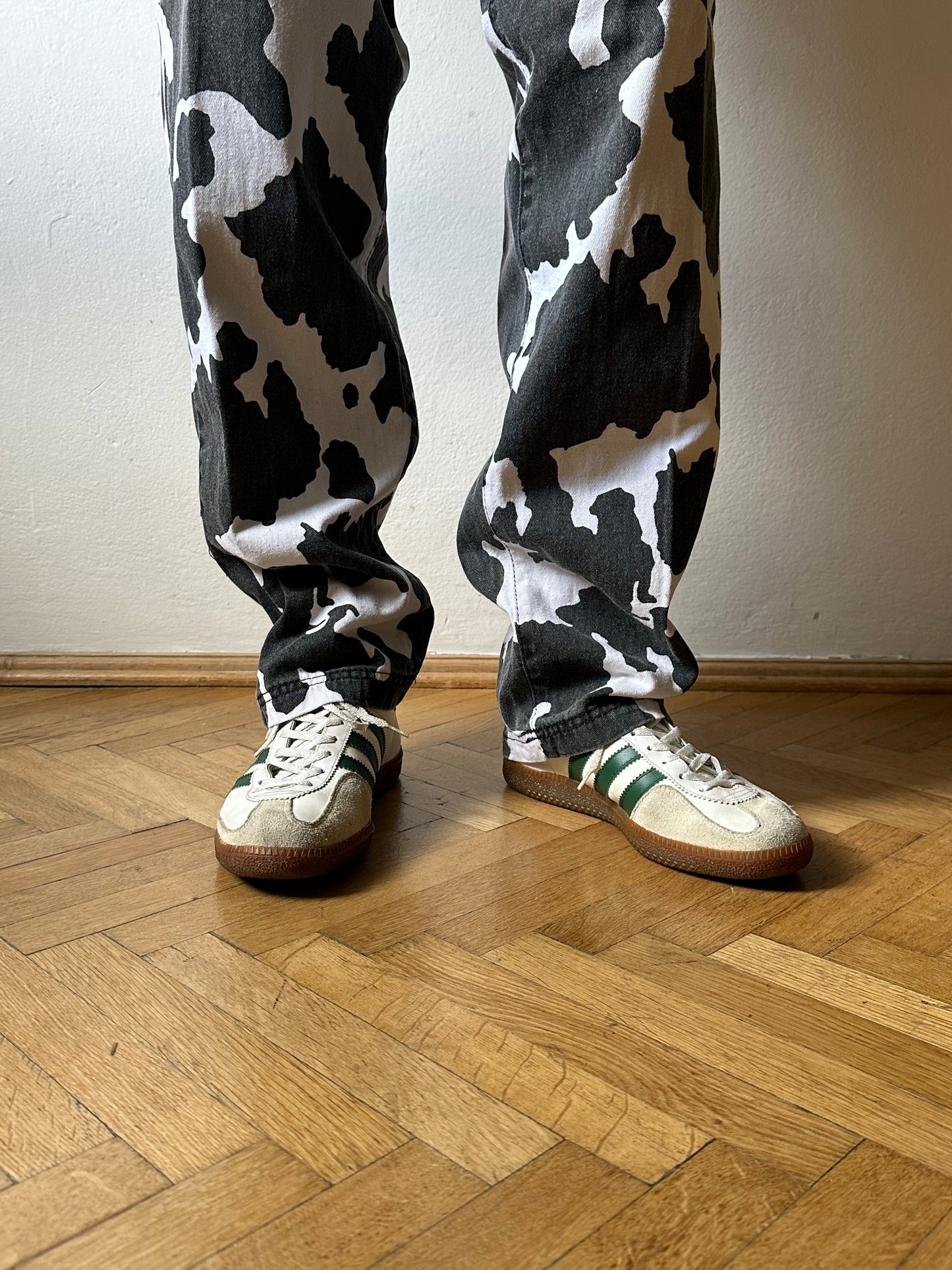 1980s Adidas Universal アディダス ユニバーサル Made in West-Germany 西ドイツ製 80s 80年代 Toto Praha Vintage clothing shop Antique shop 古着屋 プラハ Showroom appointment Prague ユーロ古着 ヨーロッパ古着 古着卸 ヴィンテージ