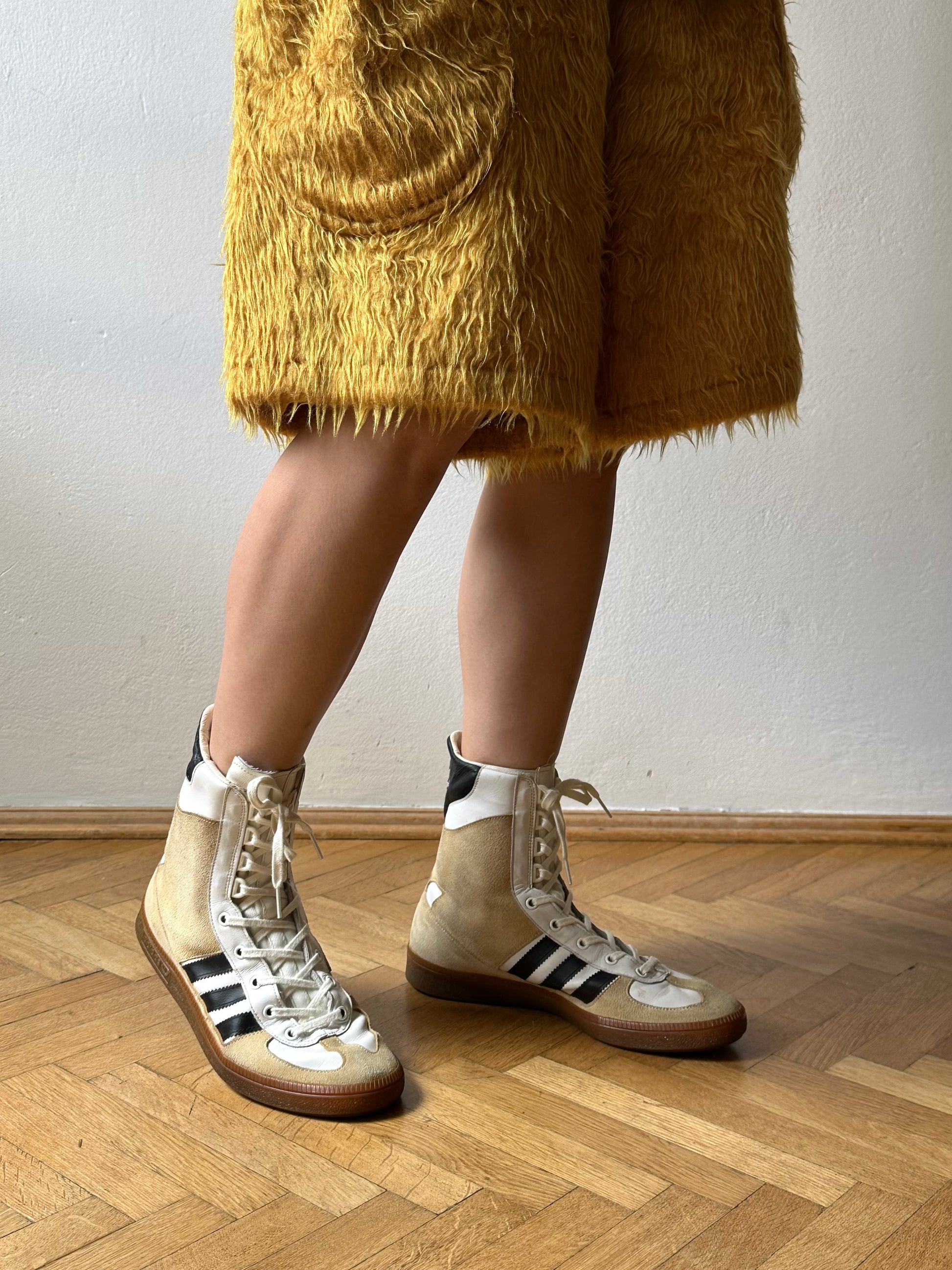 1980s 1990s Adidas Adimed Stabil アディダス リハビリ用 80年代 90年代 Toto Praha Vintage clothing shop Antique shop 古着屋 プラハ Showroom appointment Prague ユーロ古着 ヨーロッパ古着 古着卸 ヴィンテージ