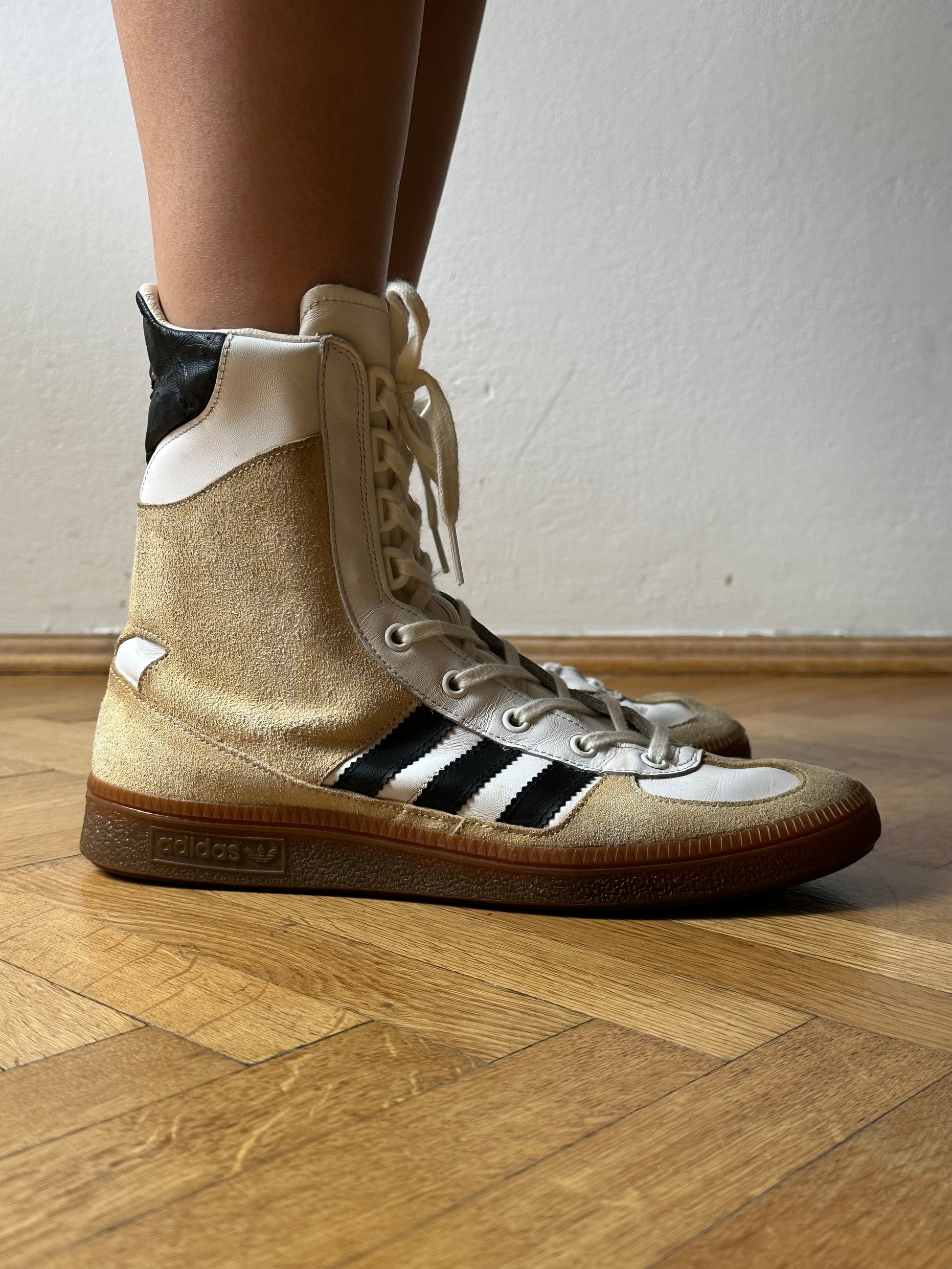1980s 1990s Adidas Adimed Stabil アディダス リハビリ用 80年代 90年代 Toto Praha Vintage clothing shop Antique shop 古着屋 プラハ Showroom appointment Prague ユーロ古着 ヨーロッパ古着 古着卸 ヴィンテージ