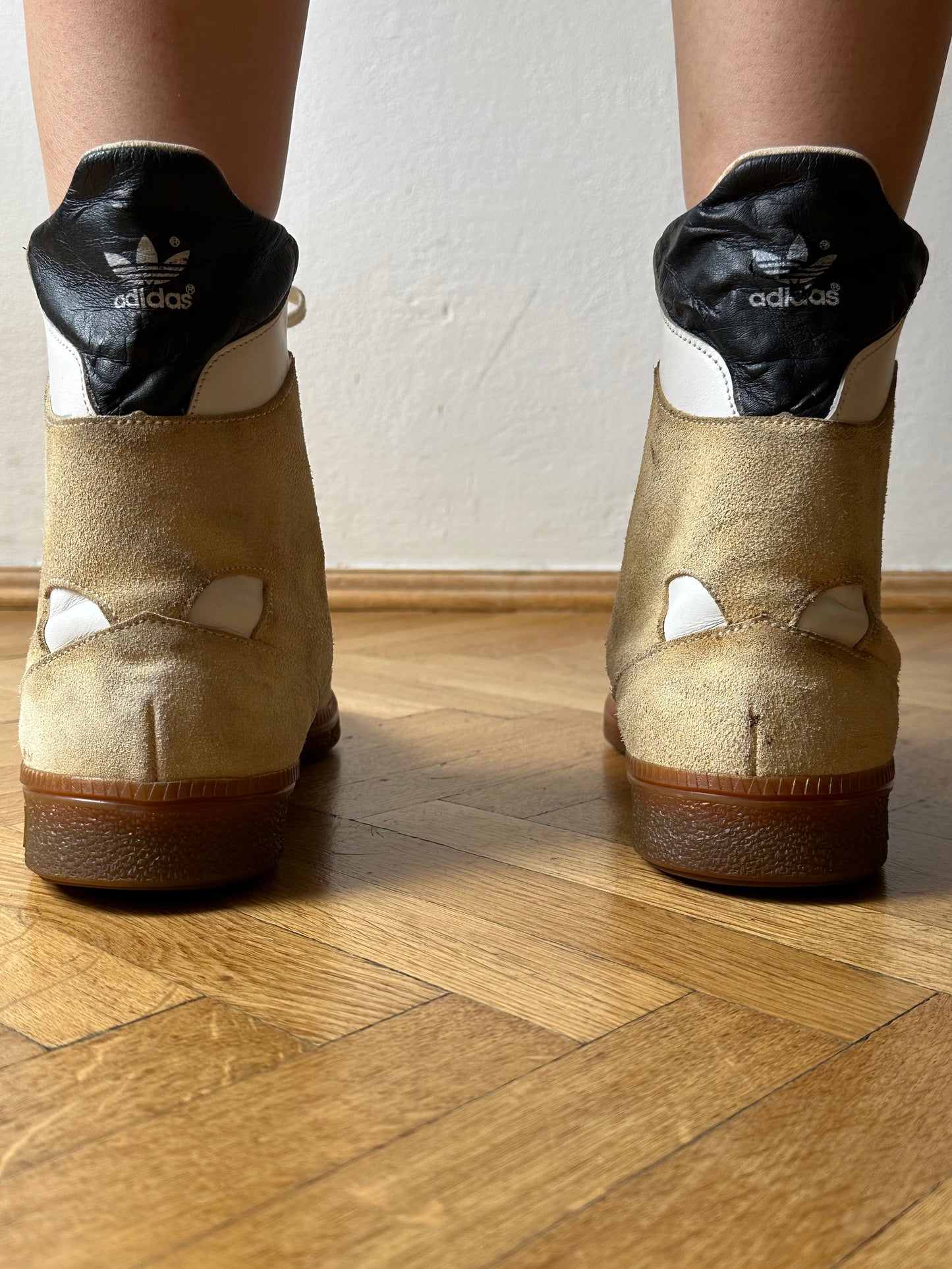 1980s 1990s Adidas Adimed Stabil アディダス リハビリ用 80年代 90年代 Toto Praha Vintage clothing shop Antique shop 古着屋 プラハ Showroom appointment Prague ユーロ古着 ヨーロッパ古着 古着卸 ヴィンテージ