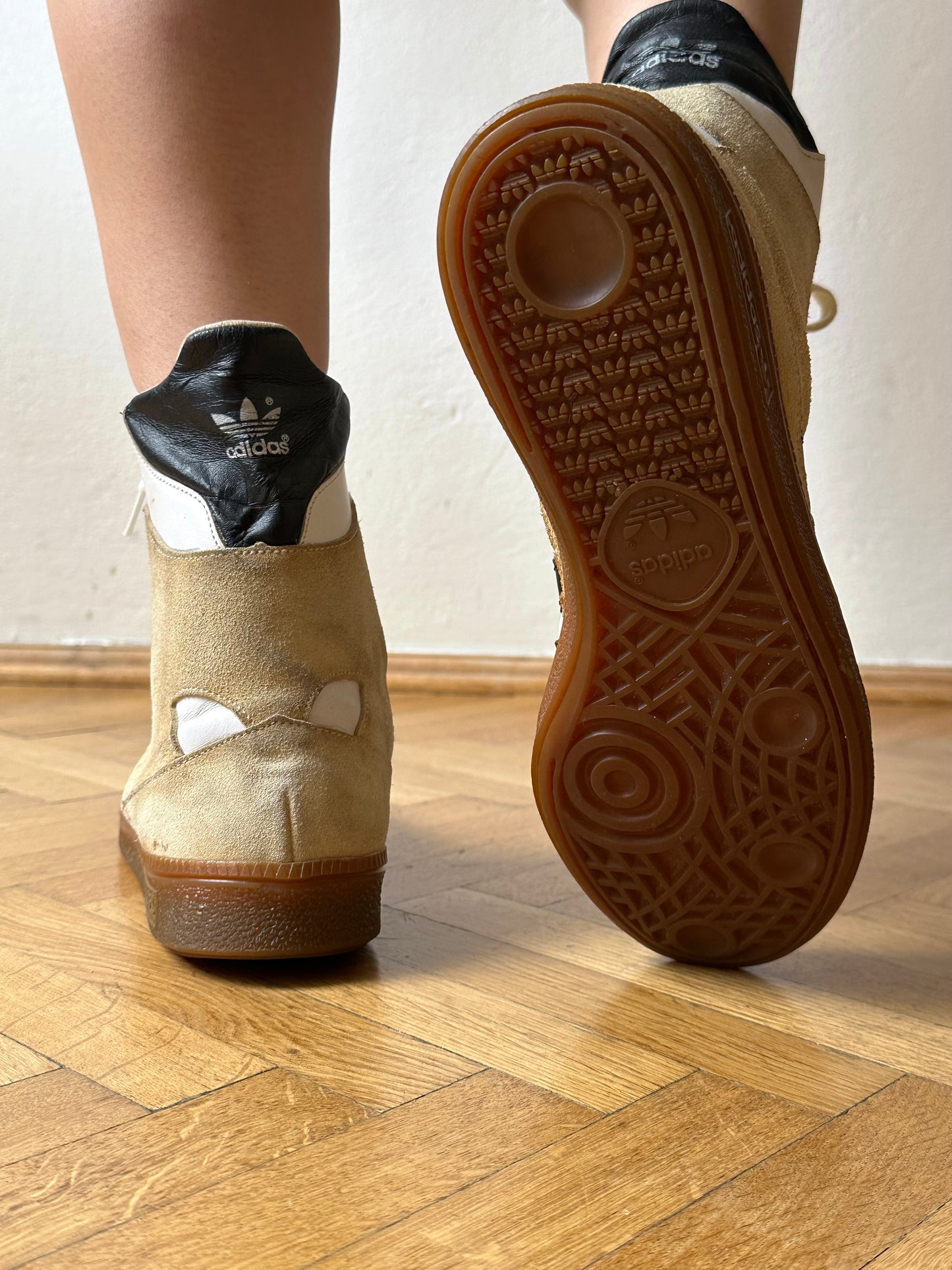 1980s 1990s Adidas Adimed Stabil アディダス リハビリ用 80年代 90年代 Toto Praha Vintage clothing shop Antique shop 古着屋 プラハ Showroom appointment Prague ユーロ古着 ヨーロッパ古着 古着卸 ヴィンテージ