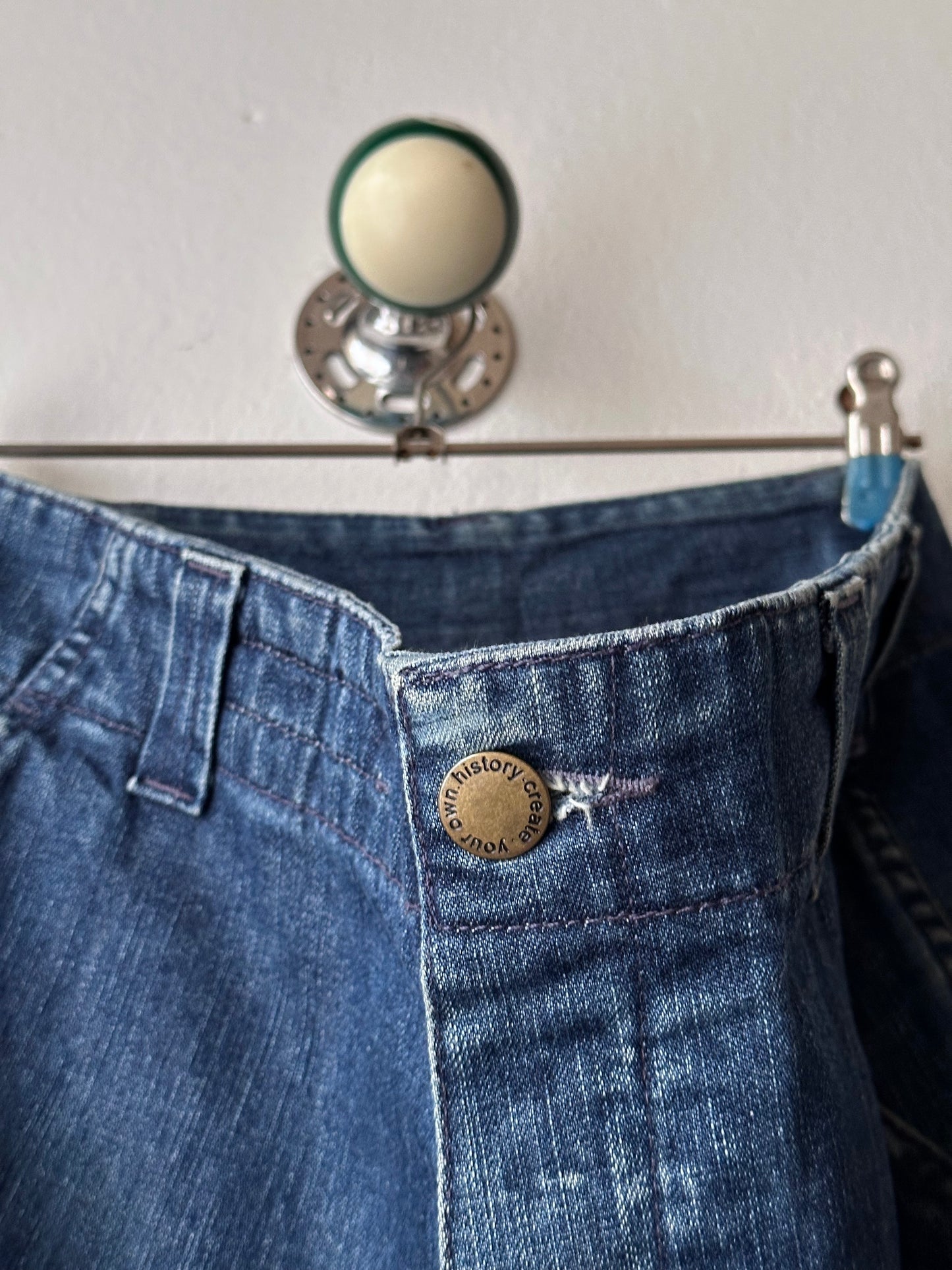 1999s Levi's All Duty denim cargo trousers - w32