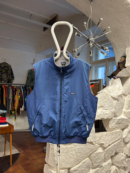 90's 90年代 Patagonia パタゴニア Toto Praha Prague プラハ 古着屋 古着 Vintage store Vintage clothing Made in USA Vest ベスト Fleece フリース アメリカ古着 ユーロ古着 ヨーロッパ古着 Blue 青 アウトドア Outdoor ヴィンテージ