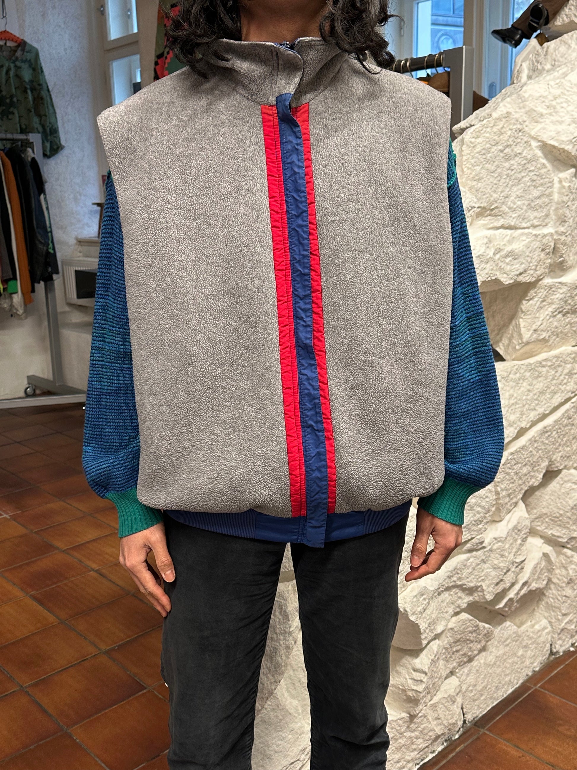 90's 90年代 Patagonia パタゴニア Toto Praha Prague プラハ 古着屋 古着 Vintage store Vintage clothing Made in USA Vest ベスト Fleece フリース アメリカ古着 ユーロ古着 ヨーロッパ古着 Blue 青 アウトドア Outdoor ヴィンテージ