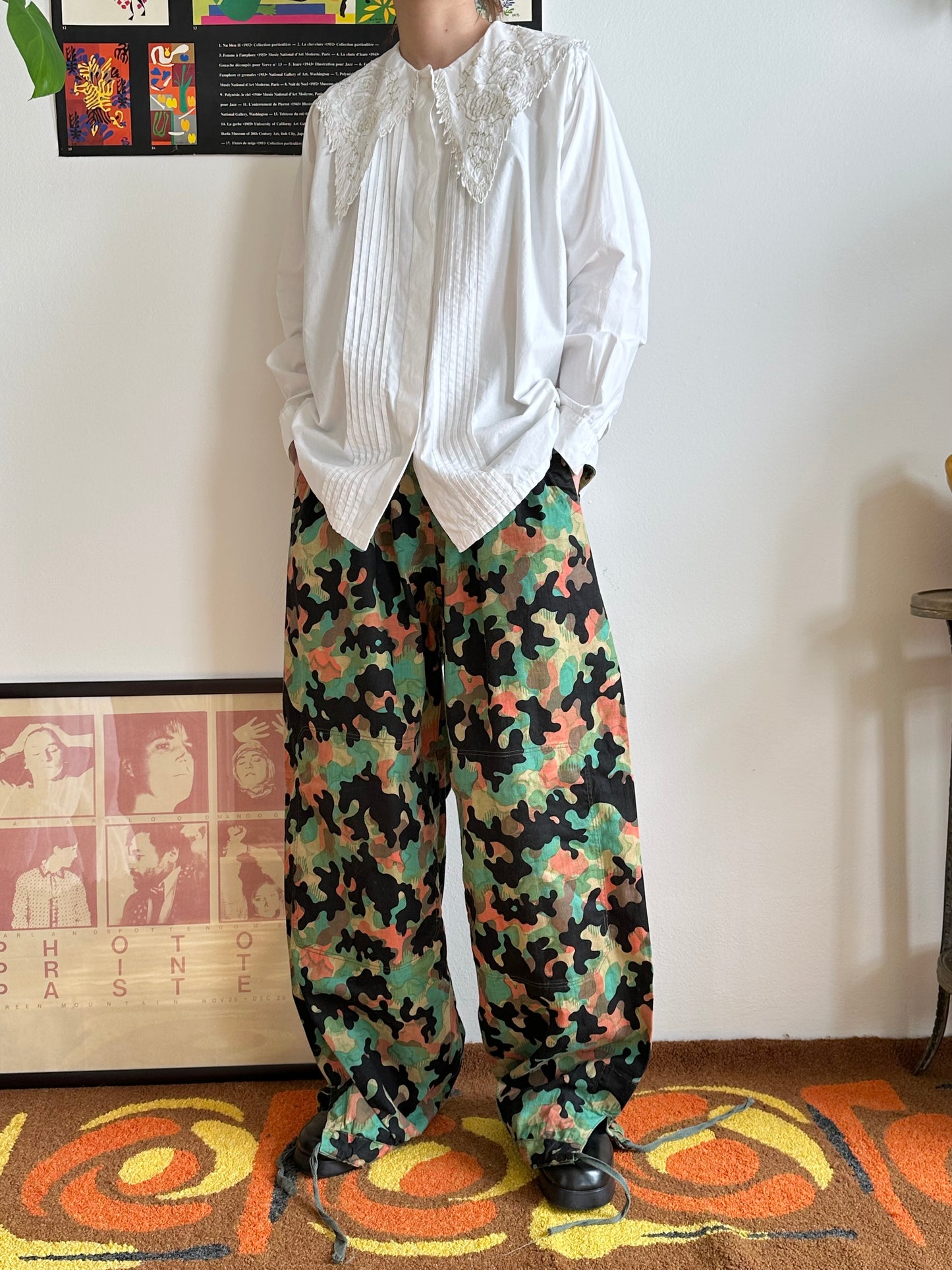 Embroidery big collar shirt