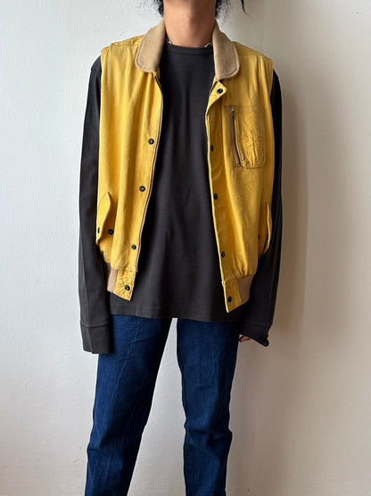 CHEVIGNON Leather Vest シェビニオン 黄色 レザー ベスト Toto Praha Vintage clothing shop Antique shop 古着屋 プラハ Showroom appointment Prague ユーロ古着 ヨーロッパ古着 古着卸 ヴィンテージ