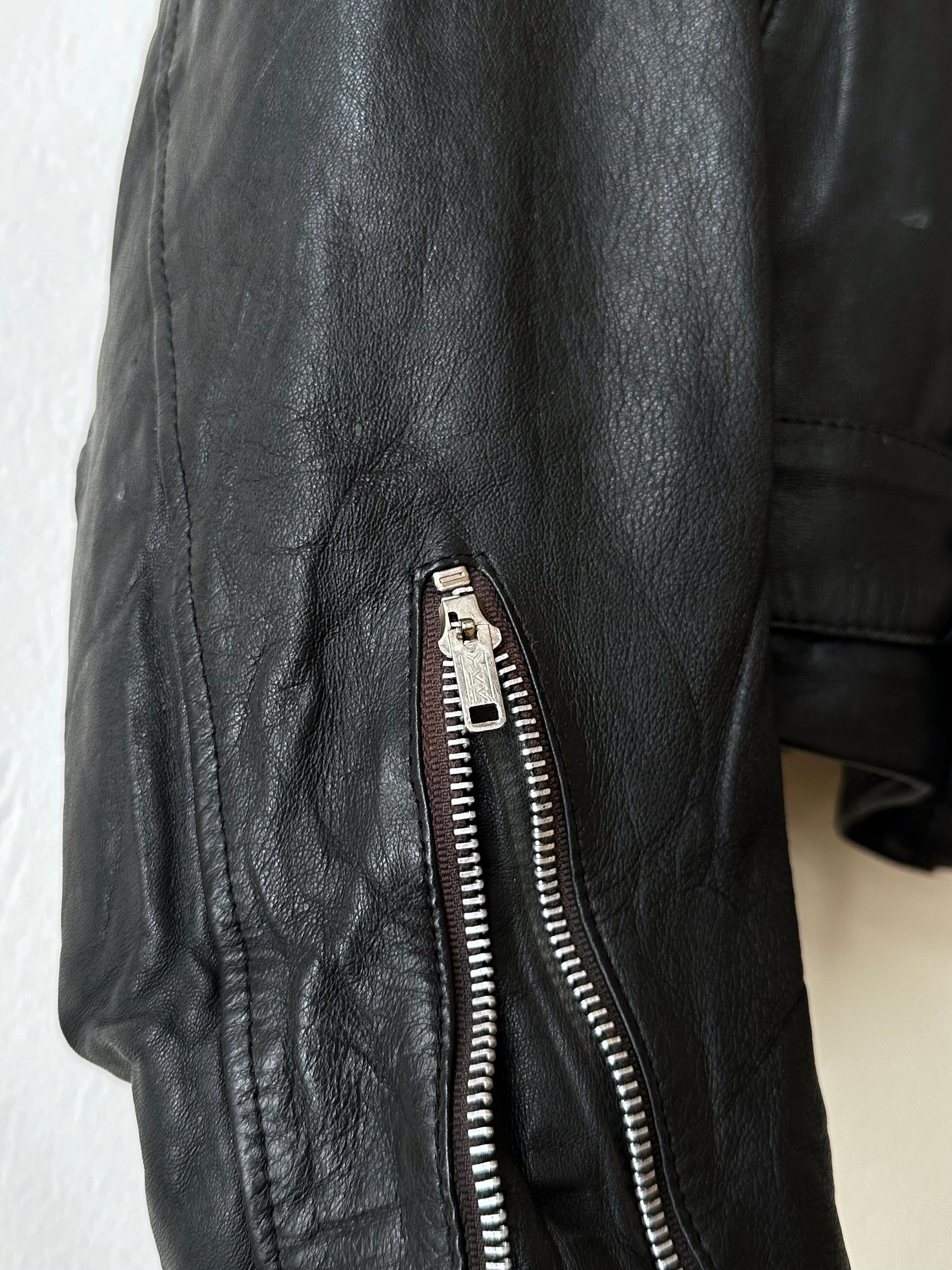 Leather Riders jacket 1980's 80s 80年代 ライダース ジャケット Black  黒  革ジャン PUNK パンク ハードコア Toto Praha Vintage clothing shop Antique shop 古着屋 プラハ Showroom appointment Prague ユーロ古着 ヨーロッパ古着 古着卸 ヴィンテージ