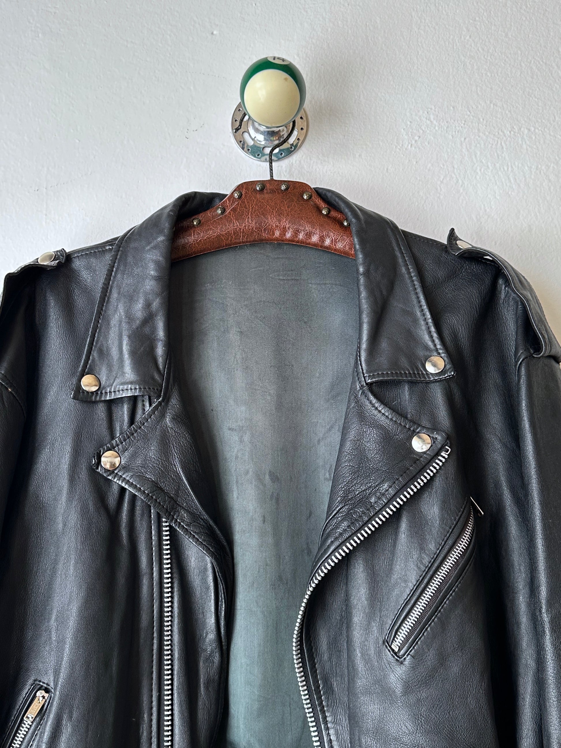 Leather Riders jacket 1980's 80s 80年代 ライダース ジャケット Black  黒  革ジャン PUNK パンク ハードコア Toto Praha Vintage clothing shop Antique shop 古着屋 プラハ Showroom appointment Prague ユーロ古着 ヨーロッパ古着 古着卸 ヴィンテージ