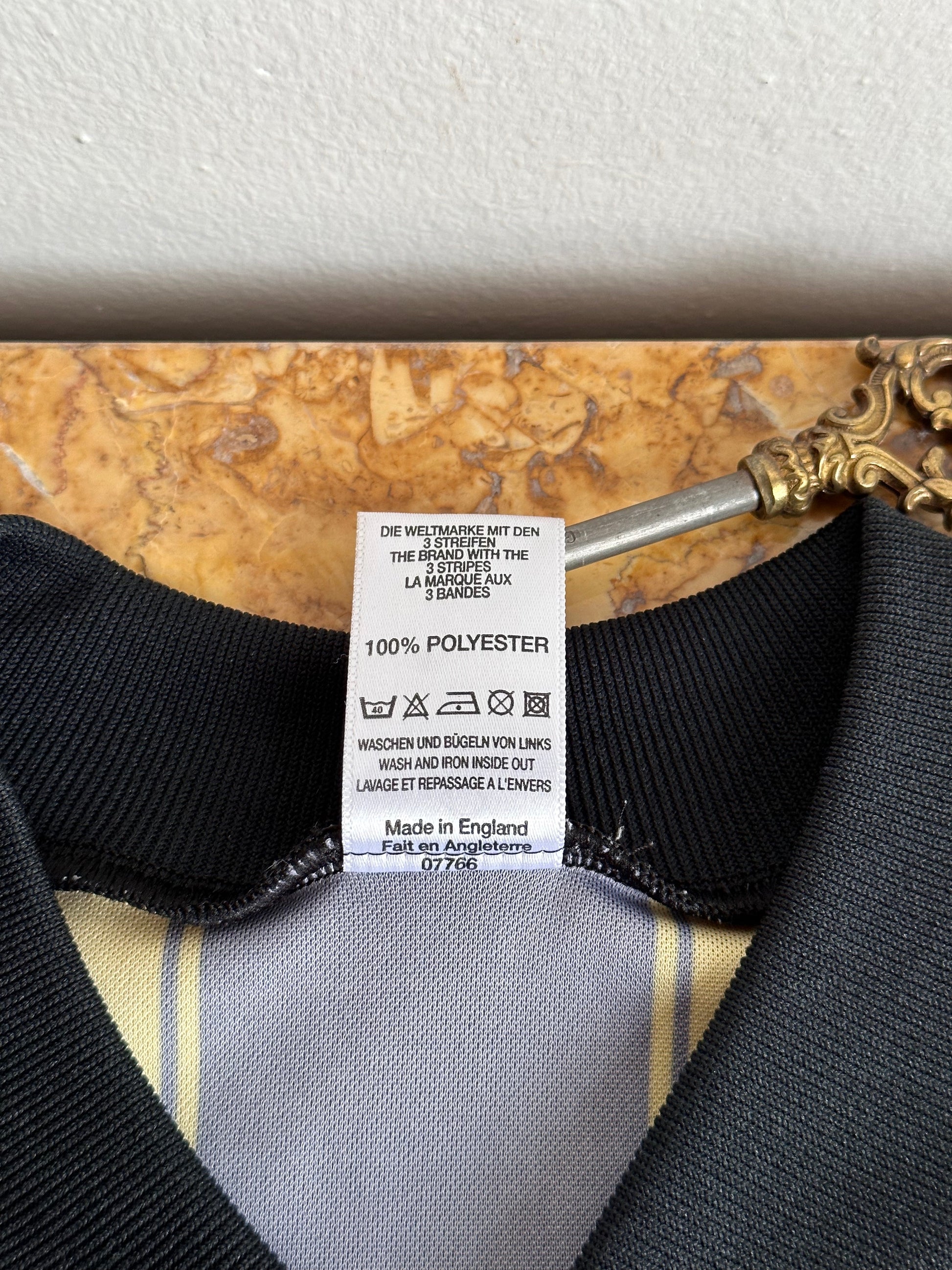 90's Adidas Football shirt Game shirt vintage England Praha Vintage store Prague Vintage store アディダス ゲームシャツ サッカーシャツ ユーロ古着 ヨーロッパ古着