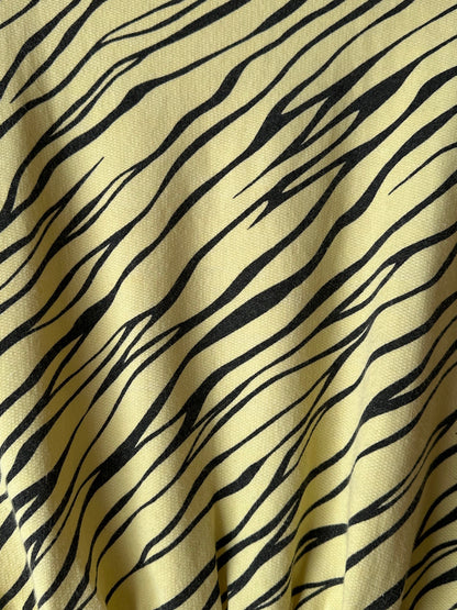 80s Swearshirt スウェットシャツ Sweat shirt 80年代 虎柄 虎 Tiger Toto Praha Vintage clothing shop Antique shop 古着屋 プラハ Showroom appointment Prague ユーロ古着 ヨーロッパ古着 古着卸 ヴィンテージ