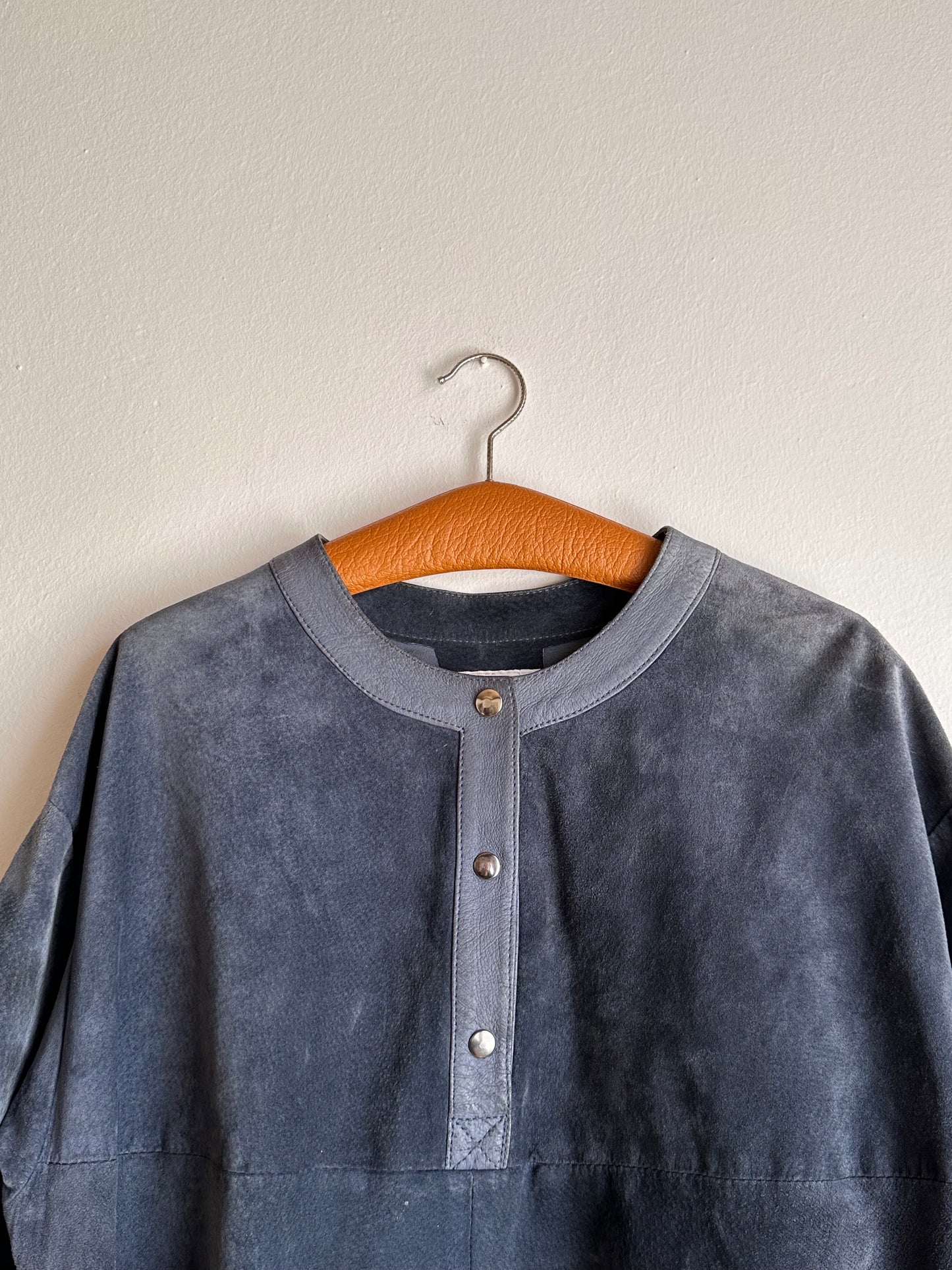 80's 90's Leather smock pullover vintage レザー スモック ヴィンテージ  プラハ  古着屋 Praha Prague vintage store ユーロ古着 ヨーロッパ古着