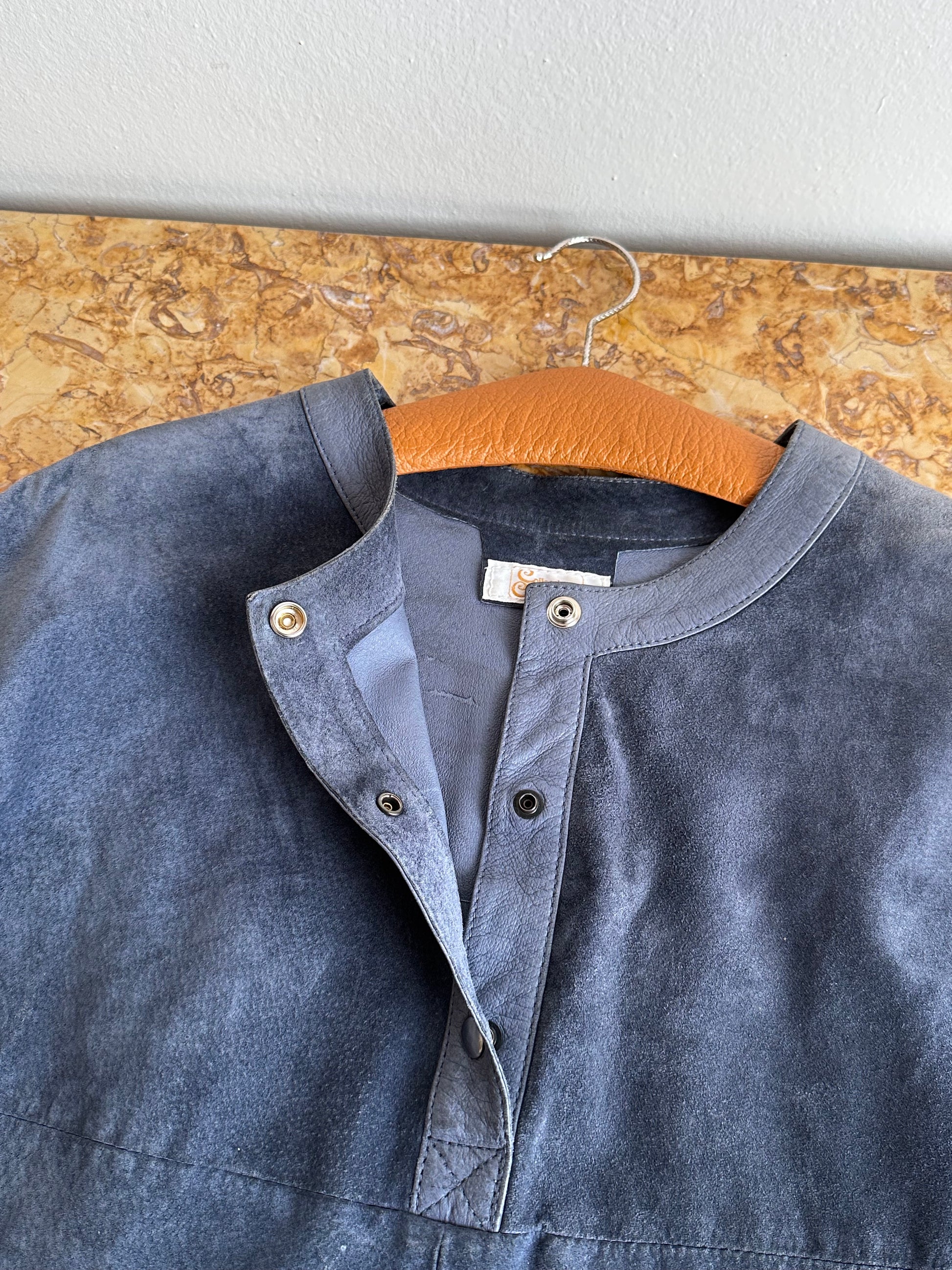 80's 90's Leather smock pullover vintage レザー スモック ヴィンテージ  プラハ  古着屋 Praha Prague vintage store ユーロ古着 ヨーロッパ古着