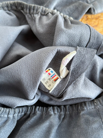 80's 90's Leather smock pullover vintage レザー スモック ヴィンテージ  プラハ  古着屋 Praha Prague vintage store ユーロ古着 ヨーロッパ古着