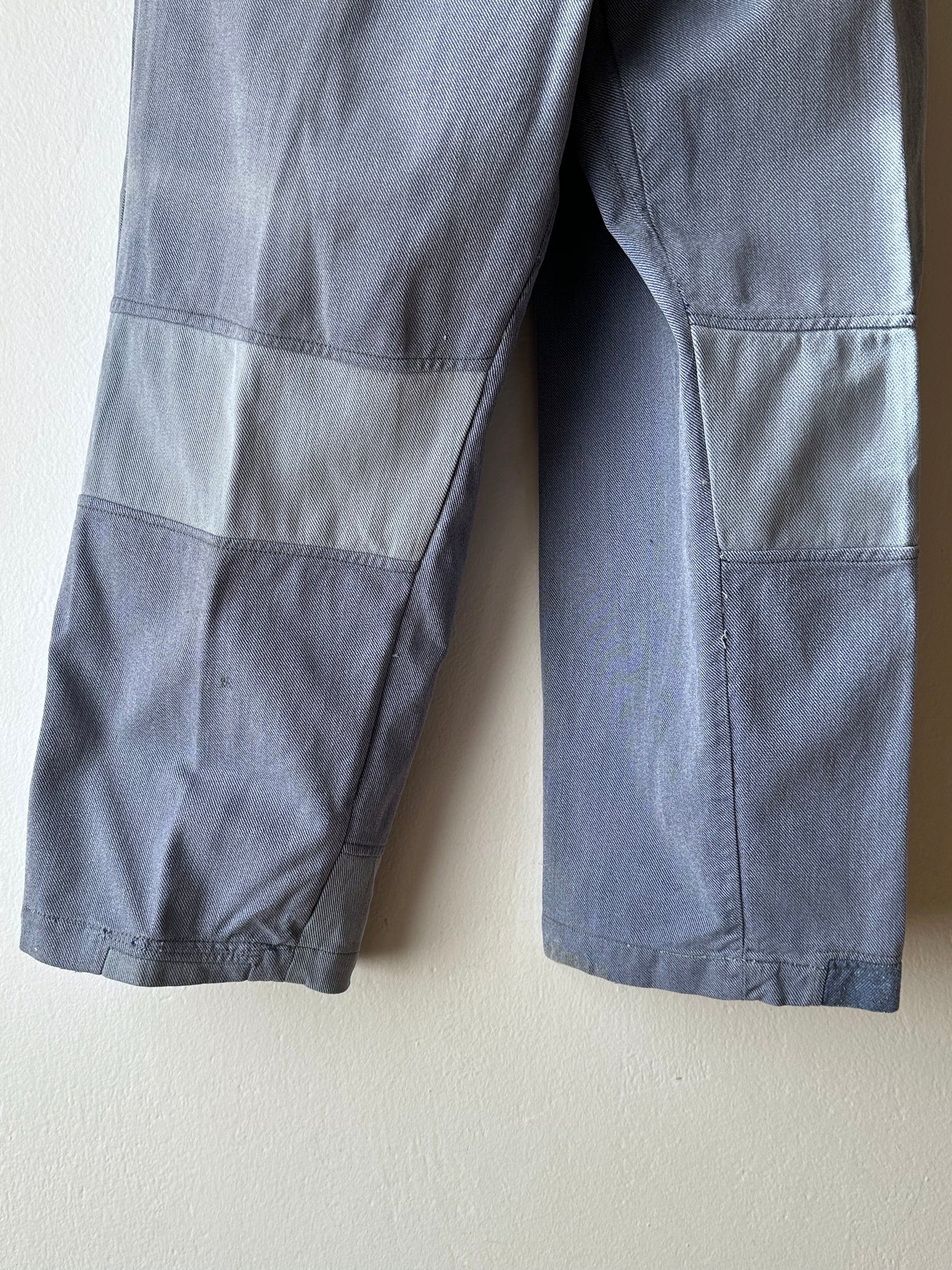 1950s German Work trousers 50年代 ドイツワーク ユーロワーク  ヨーロッパワーク リペア 刺子 Toto Praha Vintage clothing shop Antique shop 古着屋 プラハ Showroom appointment Prague ユーロ古着 ヨーロッパ古着 古着卸 ヴィンテージ