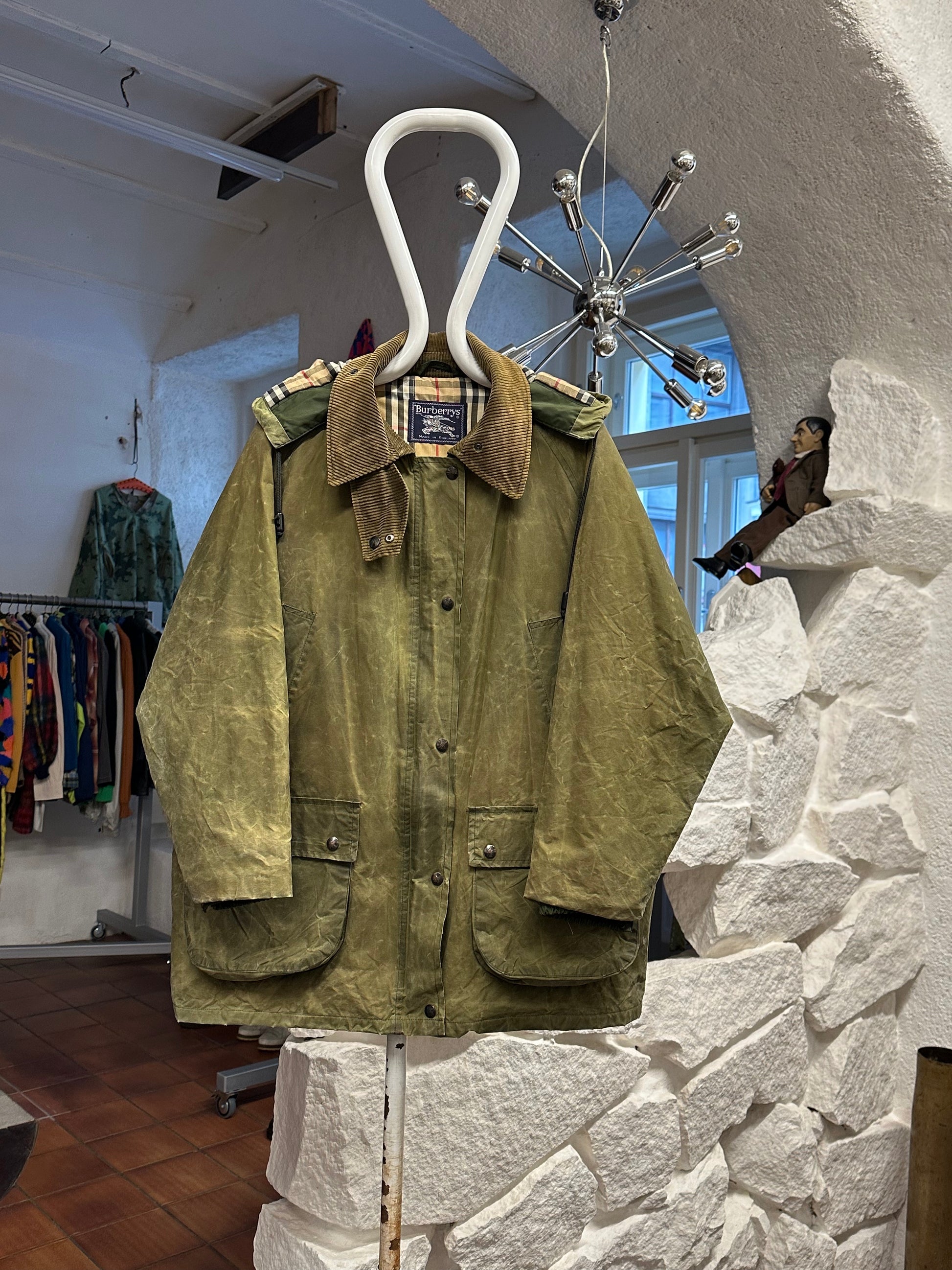 Burberrys Waxed Cotton Jacket 80's 90's 80年代 90年代 バーバリー Made in England イギリス製 Toto プラハ 古着屋 古着 Praha Prague Vintage store Vintage clothing イギリス古着 オイルドジャケット Rare レア 古着卸 フランス買い付け イギリス買い付け ユーロ古着 ヨーロッパ古着