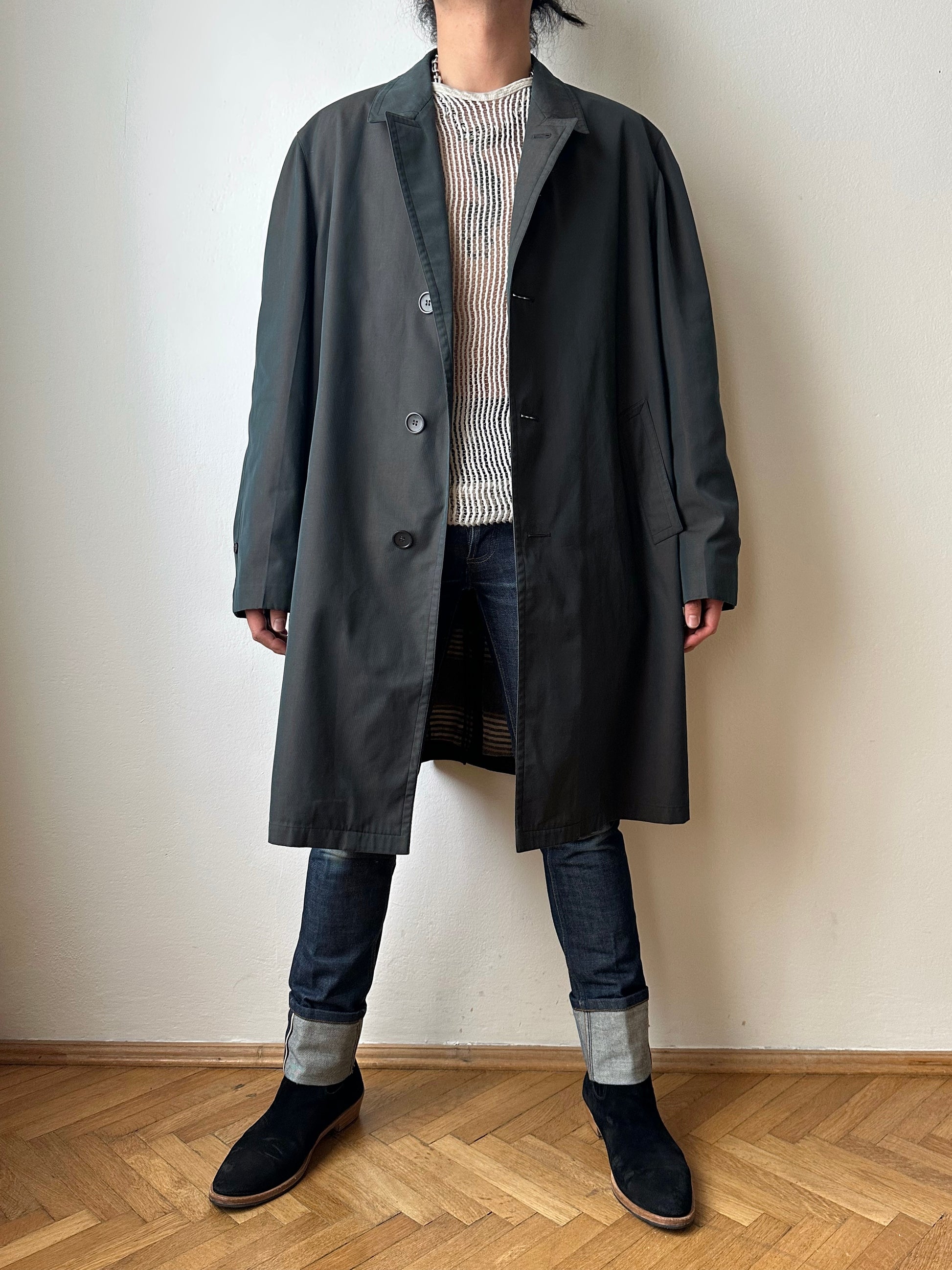 1980s Italian Iridescent waterproof coat 80年代 イタリア古着 イタリア製 玉虫 コート Toto Praha Vintage clothing shop Antique shop 古着屋 プラハ Showroom appointment Prague ユーロ古着 ヨーロッパ古着 古着卸 ヴィンテージ