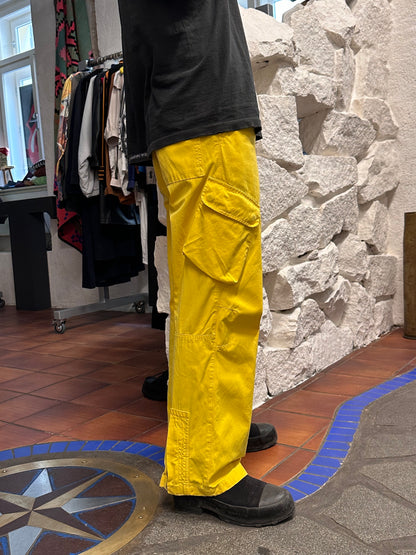 ARMANI JEANS アルマーニジーンズ Toto Vintage clothing store Antique shop Praha Prague Vintage ヴィンテージ プラハ 古着屋 古着 アンティークショップ ユーロ古着  ヨーロッパ古着 Made in Rumania ルーマニア製 yellow 黄色 