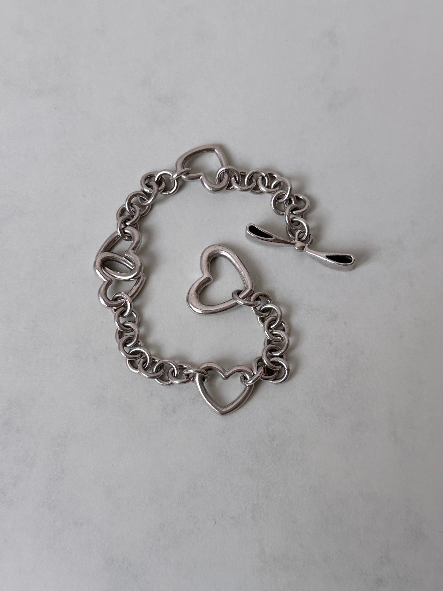 Vintage 925 heart link bracelet with ribbon clasp