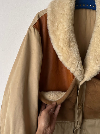 1980's Mouton Jacket France French 80年代  Vintage Toto Praha Vintage clothing store Antique shop 80年代 フランス古着 ユーロ古着 プラハ 古着屋 古着 古着卸 フランス買い付け ムートン ショールカラー Chevignon