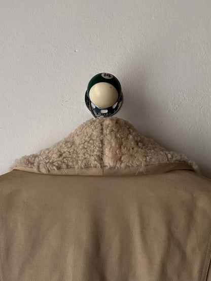 1980's Mouton Jacket France French 80年代  Vintage Toto Praha Vintage clothing store Antique shop 80年代 フランス古着 ユーロ古着 プラハ 古着屋 古着 古着卸 フランス買い付け ムートン ショールカラー Chevignon