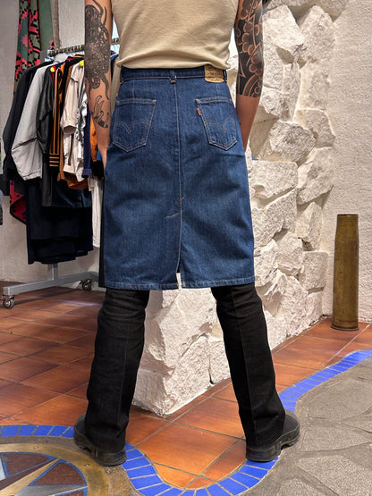 1990s Levi's Denim skirt -w28