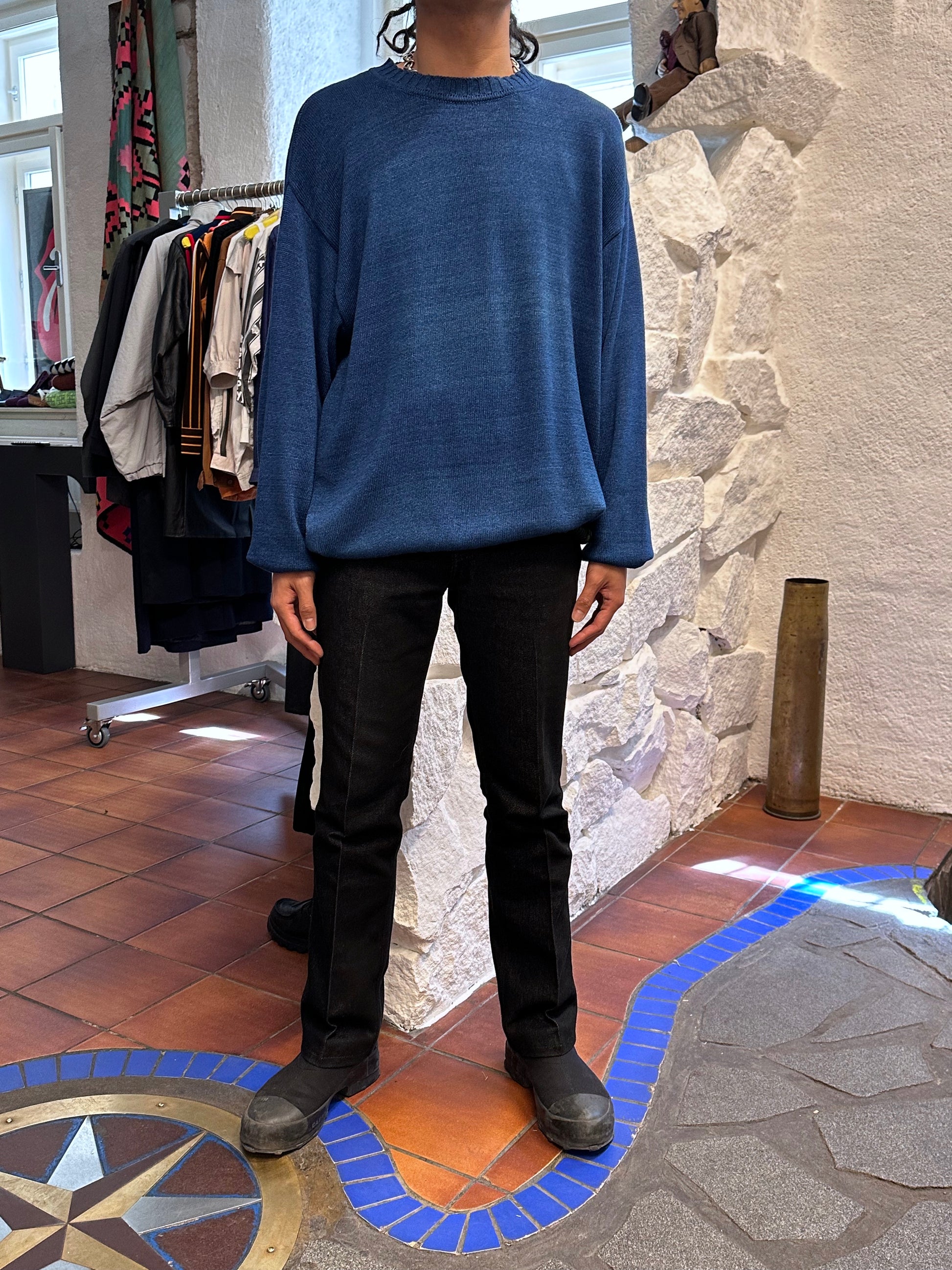 HUGO BOSS Toto Vintage clothing store Antique HUGO BOSS Toto Vintage clothing store Antique shop Praha Prague 古着屋 プラハ アンティークショップ ユーロ古着 ヨーロッパ古着 古着卸