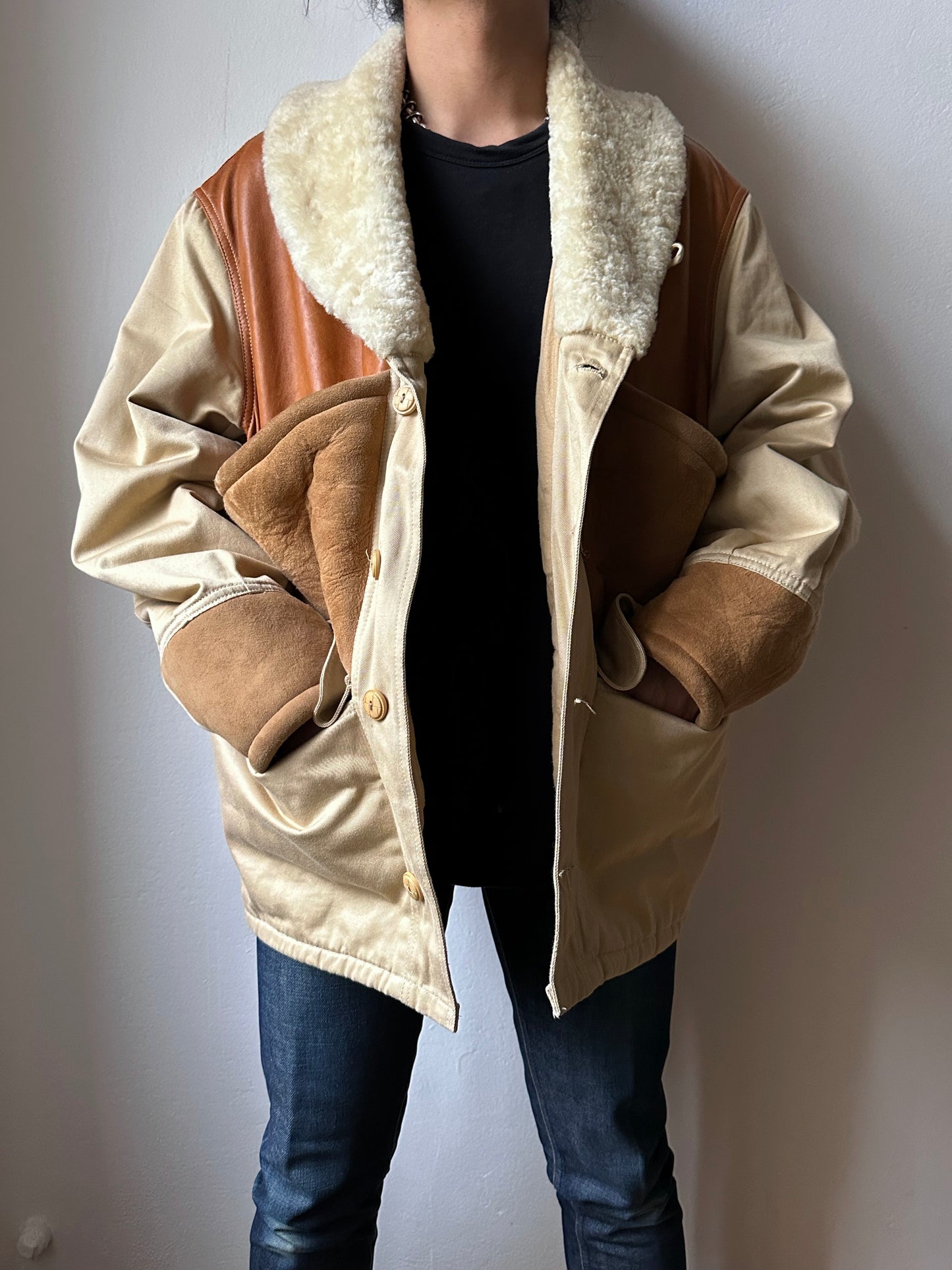 1980's Mouton Jacket France French 80年代  Vintage Toto Praha Vintage clothing store Antique shop 80年代 フランス古着 ユーロ古着 プラハ 古着屋 古着 古着卸 フランス買い付け ムートン ショールカラー Chevignon