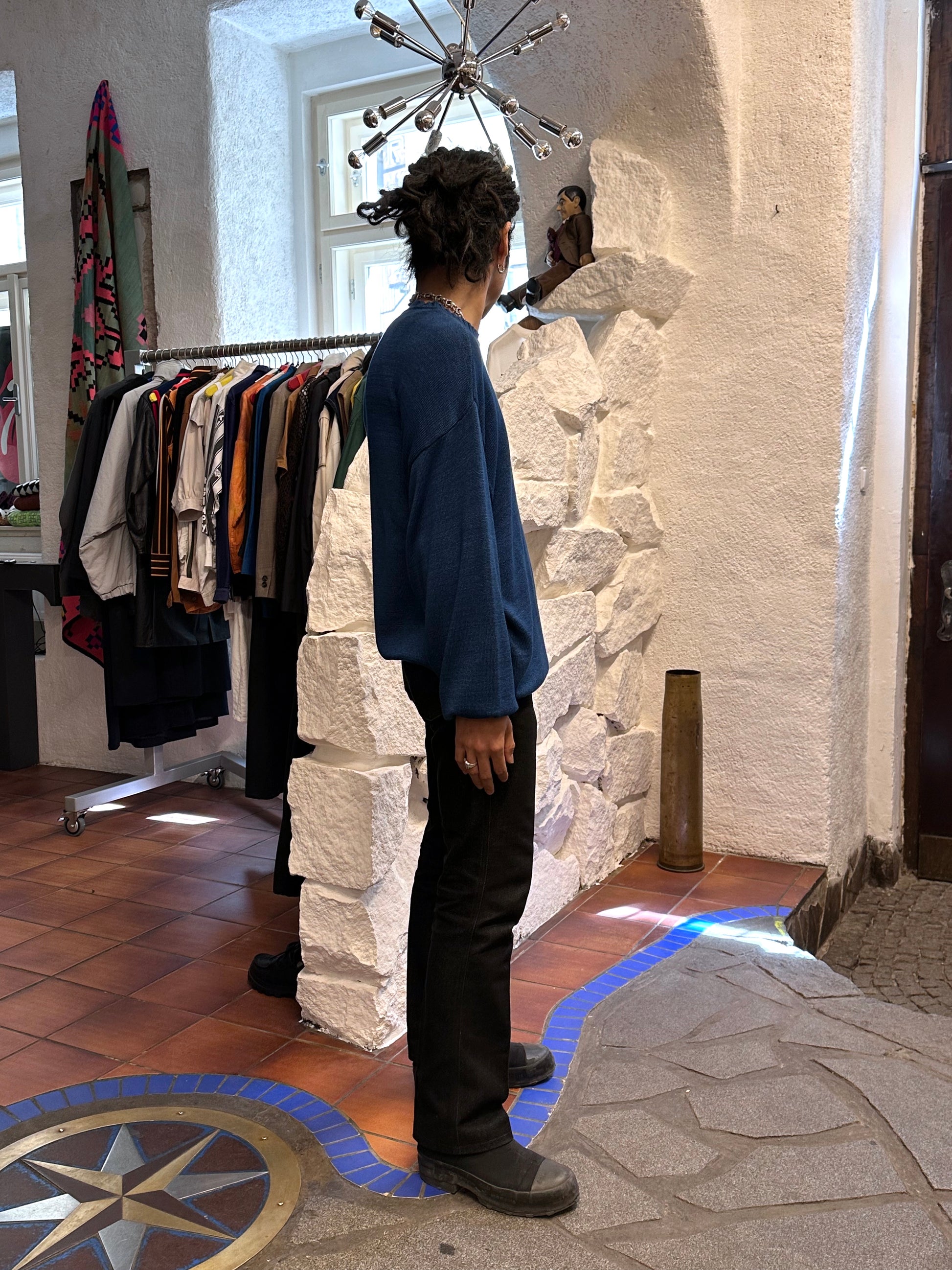 HUGO BOSS Toto Vintage clothing store Antique HUGO BOSS Toto Vintage clothing store Antique shop Praha Prague 古着屋 プラハ アンティークショップ ユーロ古着 ヨーロッパ古着 古着卸