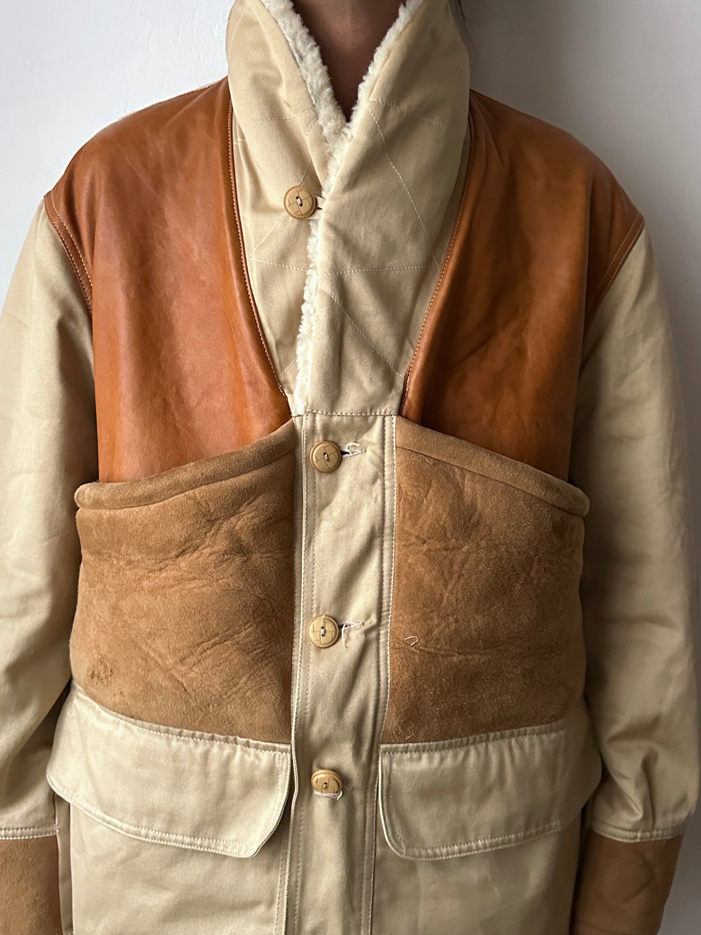 1980's Mouton Jacket France French 80年代  Vintage Toto Praha Vintage clothing store Antique shop 80年代 フランス古着 ユーロ古着 プラハ 古着屋 古着 古着卸 フランス買い付け ムートン ショールカラー Chevignon