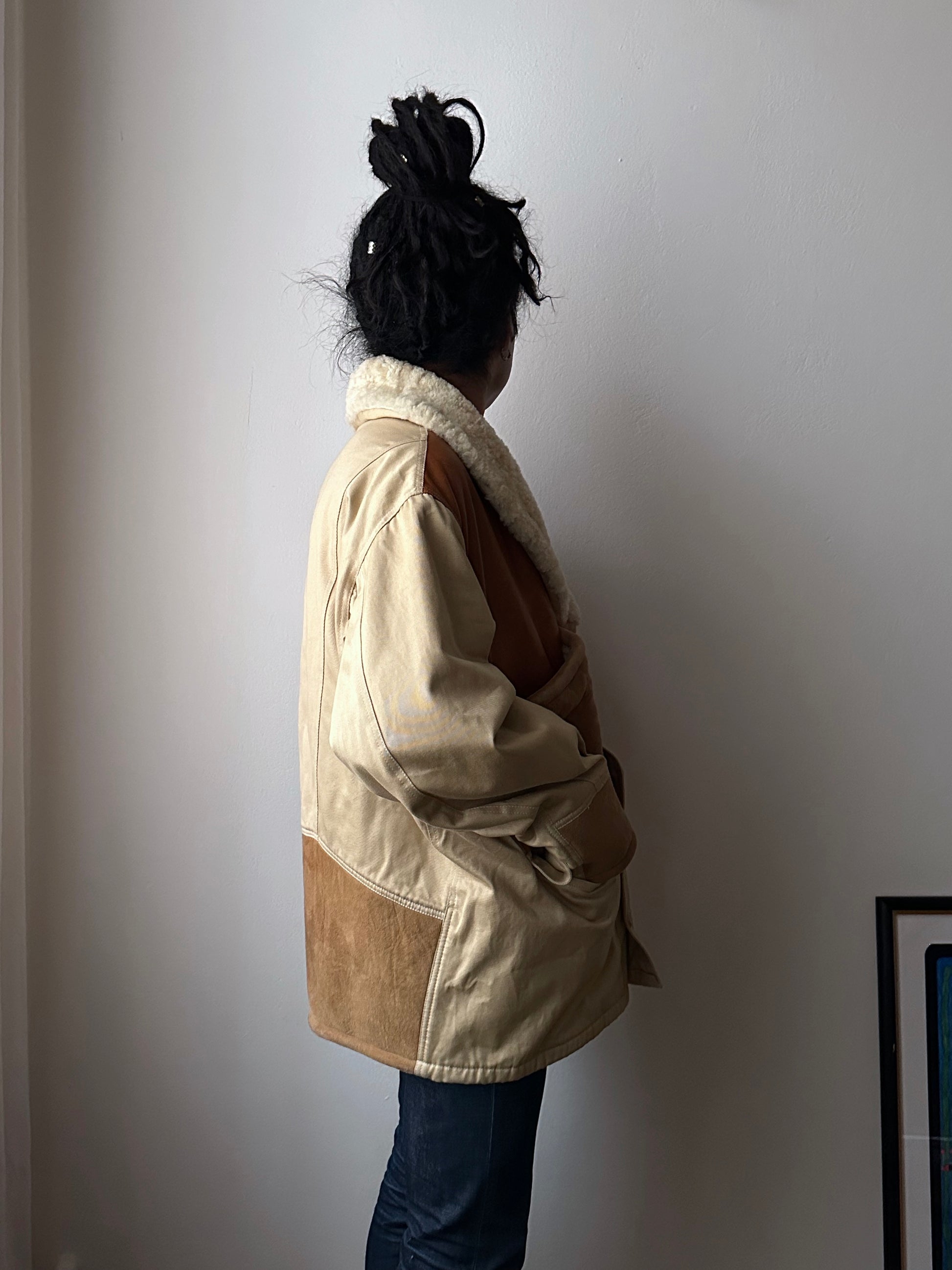 1980's Mouton Jacket France French 80年代  Vintage Toto Praha Vintage clothing store Antique shop 80年代 フランス古着 ユーロ古着 プラハ 古着屋 古着 古着卸 フランス買い付け ムートン ショールカラー Chevignon