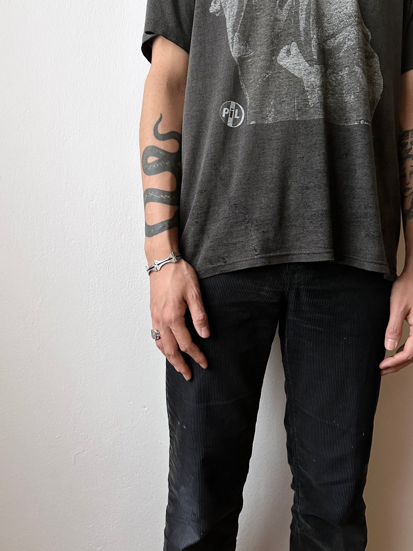 vintage blue lined silver bracelet