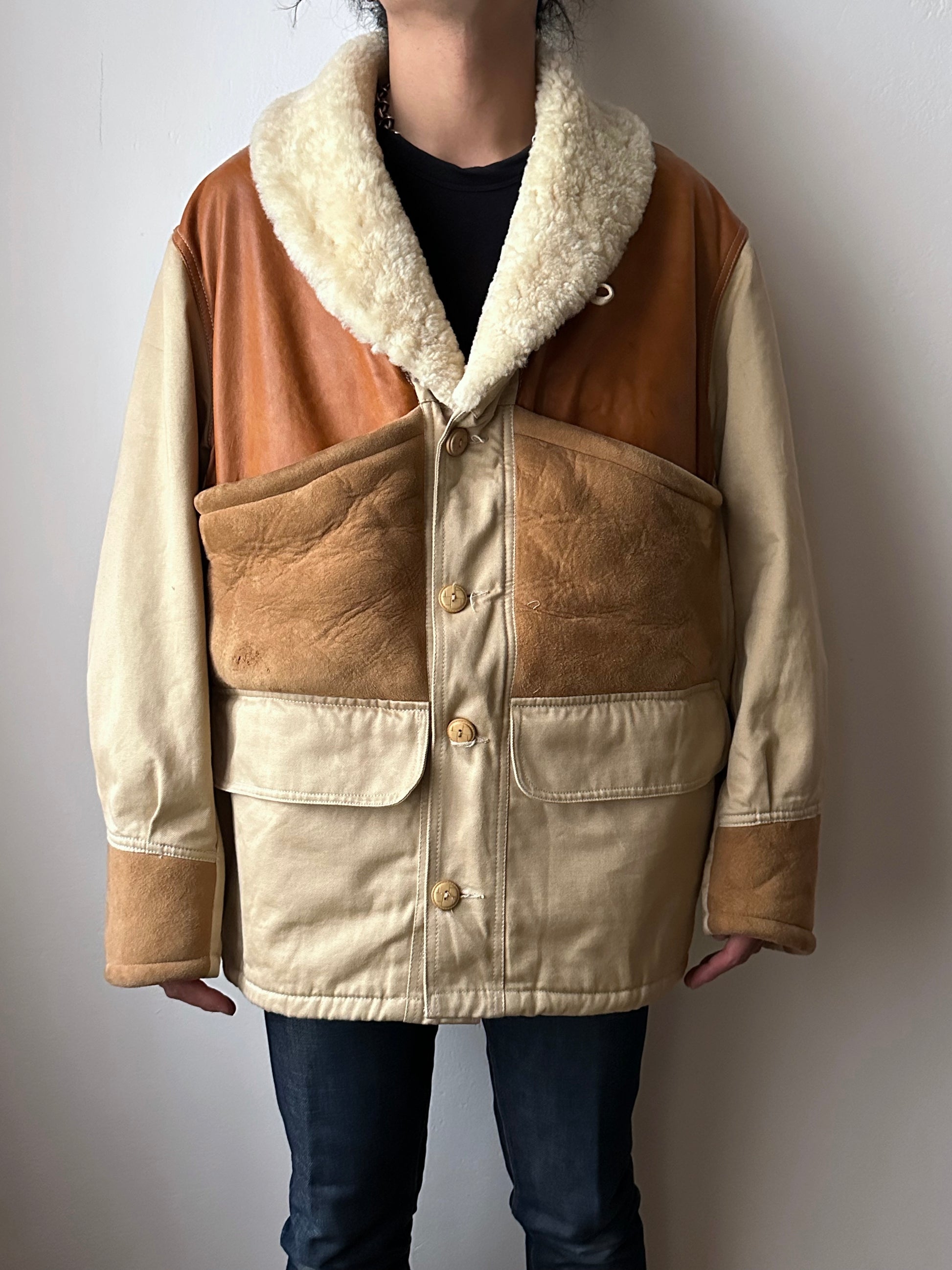 1980's Mouton Jacket France French 80年代  Vintage Toto Praha Vintage clothing store Antique shop 80年代 フランス古着 ユーロ古着 プラハ 古着屋 古着 古着卸 フランス買い付け ムートン ショールカラー Chevignon