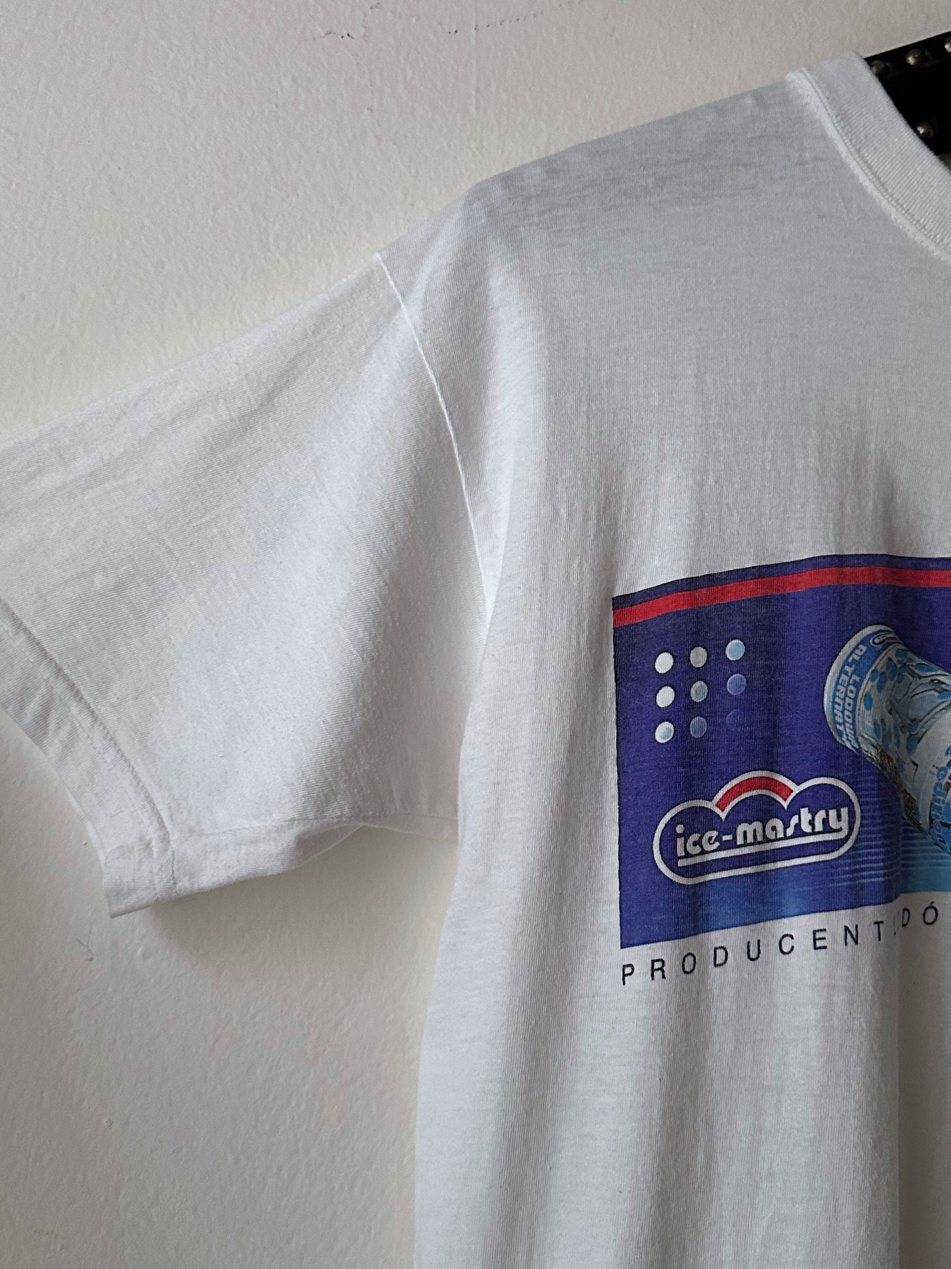 90's T shirt Tee Tシャツ 90年代 Vintage ヴィンテージ Toto Praha Antique shop Vintage clothing store Prague 古着屋 アンティークショップ ユーロ古着 ヨーロッパ古着 古着卸