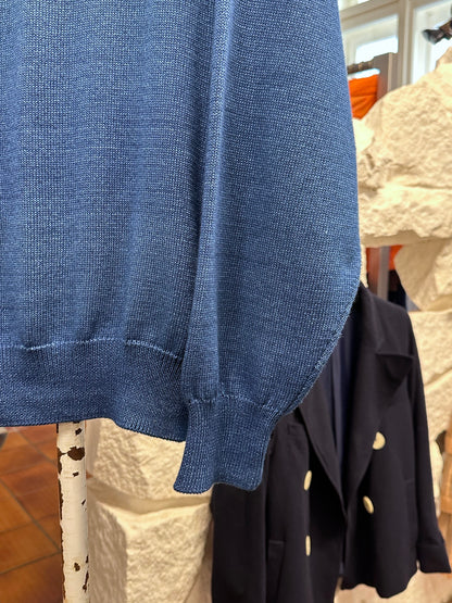 HUGO BOSS Toto Vintage clothing store Antique HUGO BOSS Toto Vintage clothing store Antique shop Praha Prague 古着屋 プラハ アンティークショップ ユーロ古着 ヨーロッパ古着 古着卸