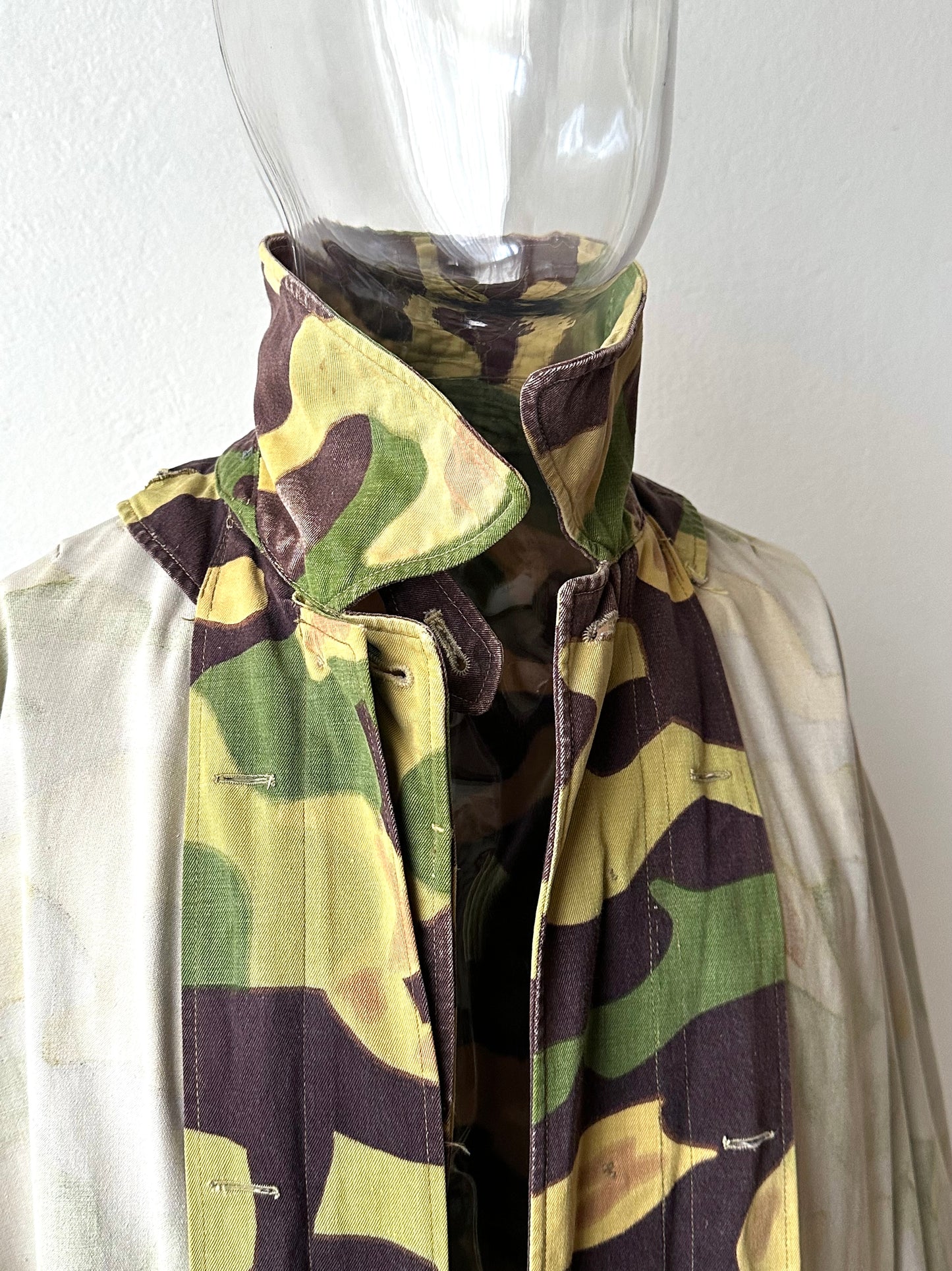 1960s Czechoslovak Army Salamander Camo Parka 60年代 サラマンダー チェコスロバキア 迷彩 Toto Praha Vintage clothing shop Antique shop 古着屋 プラハ Showroom appointment Prague ユーロ古着 ヨーロッパ古着 古着卸 ヴィンテージ