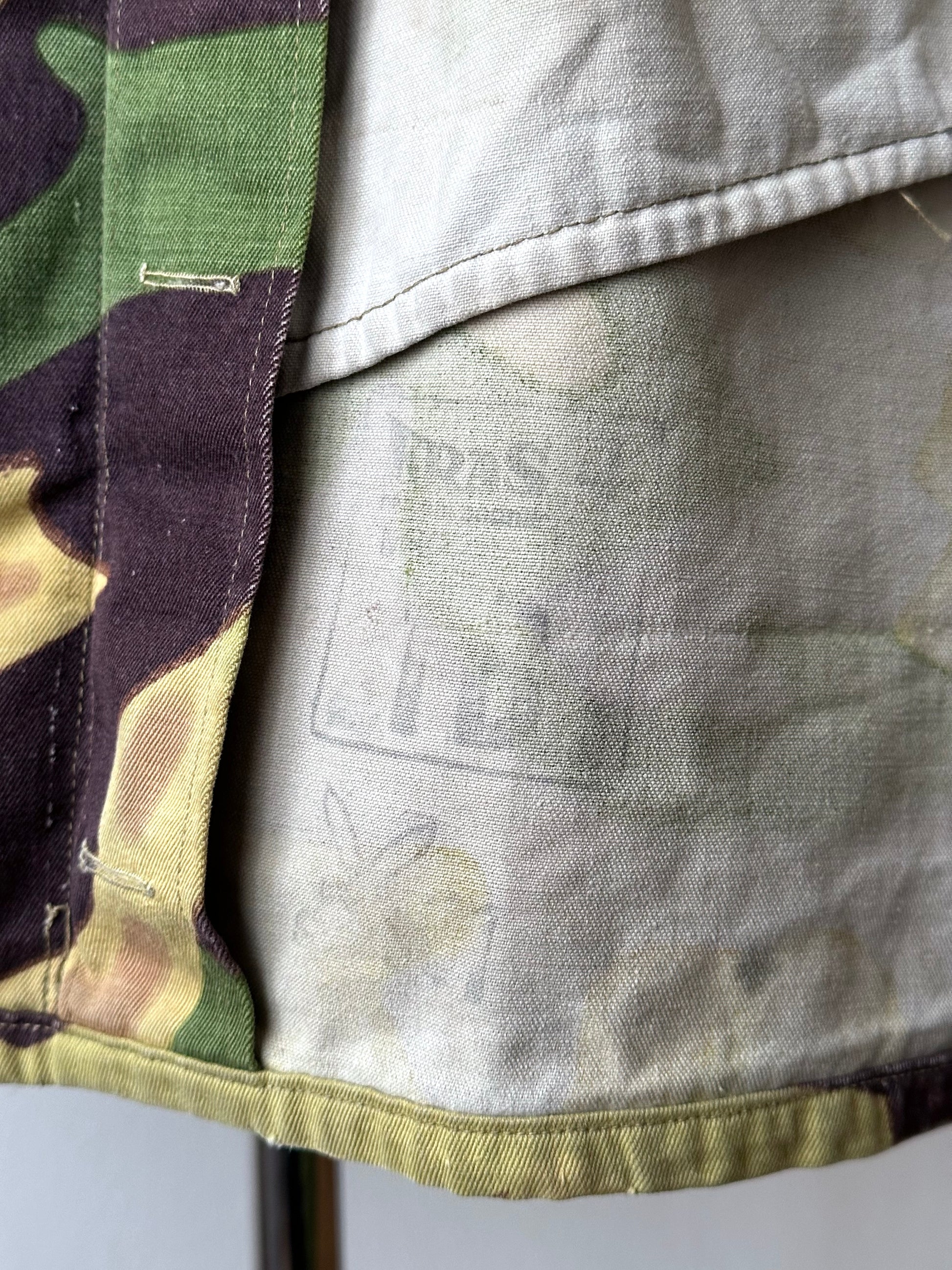 1960s Czechoslovak Army Salamander Camo Parka 60年代 サラマンダー チェコスロバキア 迷彩 Toto Praha Vintage clothing shop Antique shop 古着屋 プラハ Showroom appointment Prague ユーロ古着 ヨーロッパ古着 古着卸 ヴィンテージ