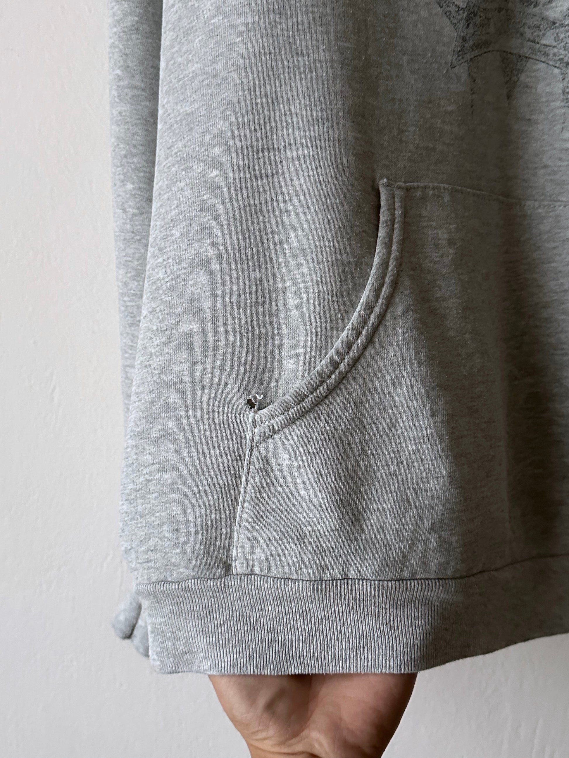 90's Hoodie Grey パーカーフーディー  90年代 Vintage ヴィンテージ Toto Praha Antique shop Vintage clothing store Prague 古着屋 アンティークショップ ユーロ古着 ヨーロッパ古着 古着卸