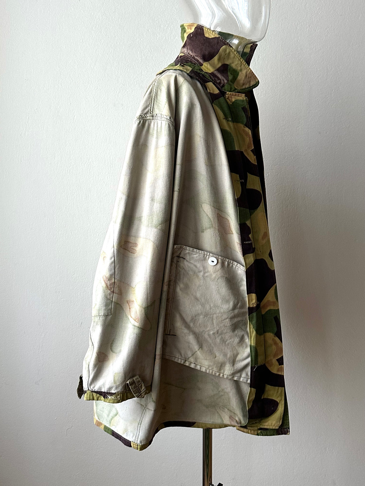 1960s Czechoslovak Army Salamander Camo Parka 60年代 サラマンダー チェコスロバキア 迷彩 Toto Praha Vintage clothing shop Antique shop 古着屋 プラハ Showroom appointment Prague ユーロ古着 ヨーロッパ古着 古着卸 ヴィンテージ
