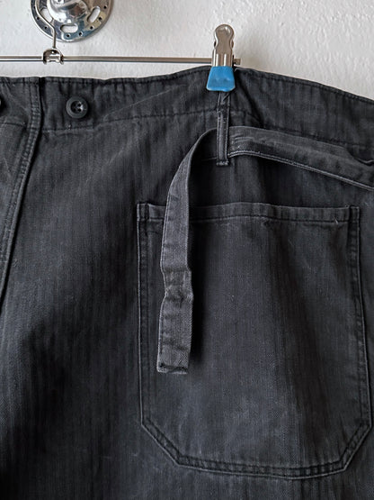 Black 黒 1980's East German work trousers 東ドイツ ワークパンツ 80年代 ヘリンボーン Vintage ヴィンテージ Toto Praha Antique shop Vintage clothing store Prague 古着屋 アンティークショップ ユーロ古着 ヨーロッパ古着 古着卸