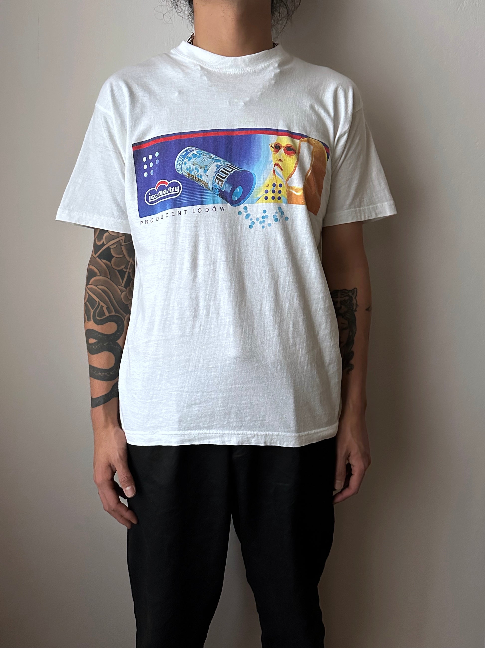 90's T shirt Tee Tシャツ 90年代 Vintage ヴィンテージ Toto Praha Antique shop Vintage clothing store Prague 古着屋 アンティークショップ ユーロ古着 ヨーロッパ古着 古着卸