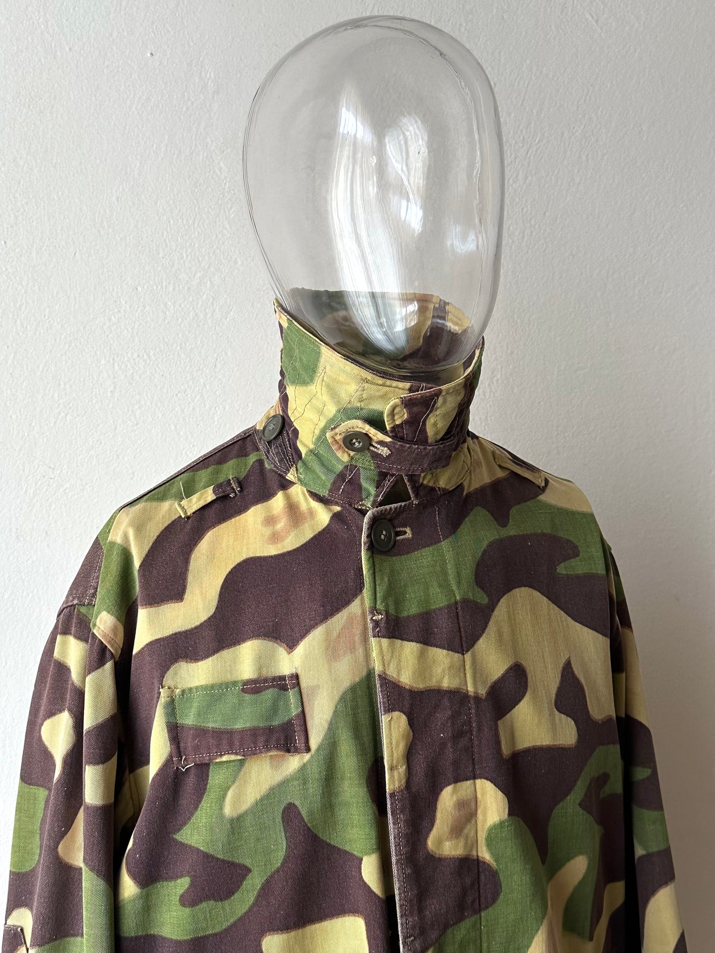 1960s Czechoslovak Army Salamander Camo Parka 60年代 サラマンダー チェコスロバキア 迷彩 Toto Praha Vintage clothing shop Antique shop 古着屋 プラハ Showroom appointment Prague ユーロ古着 ヨーロッパ古着 古着卸 ヴィンテージ
