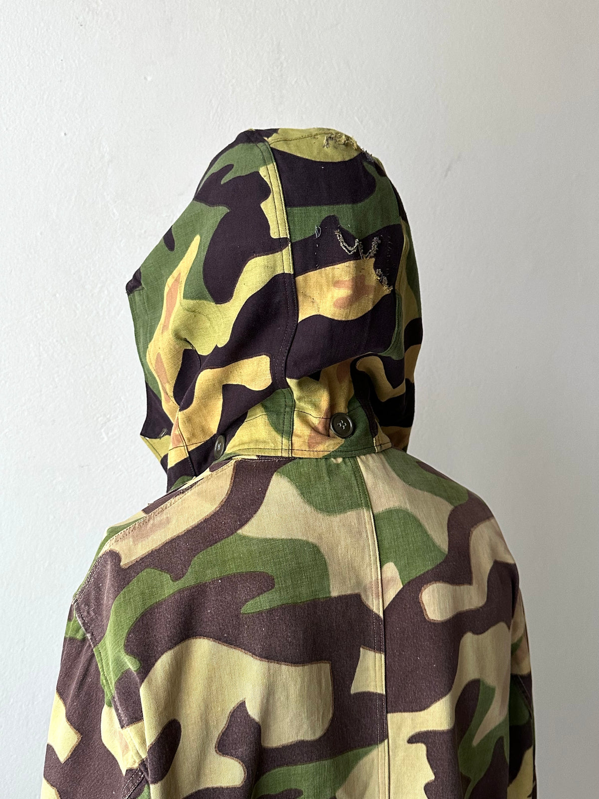 1960s Czechoslovak Army Salamander Camo Parka 60年代 サラマンダー チェコスロバキア 迷彩 Toto Praha Vintage clothing shop Antique shop 古着屋 プラハ Showroom appointment Prague ユーロ古着 ヨーロッパ古着 古着卸 ヴィンテージ