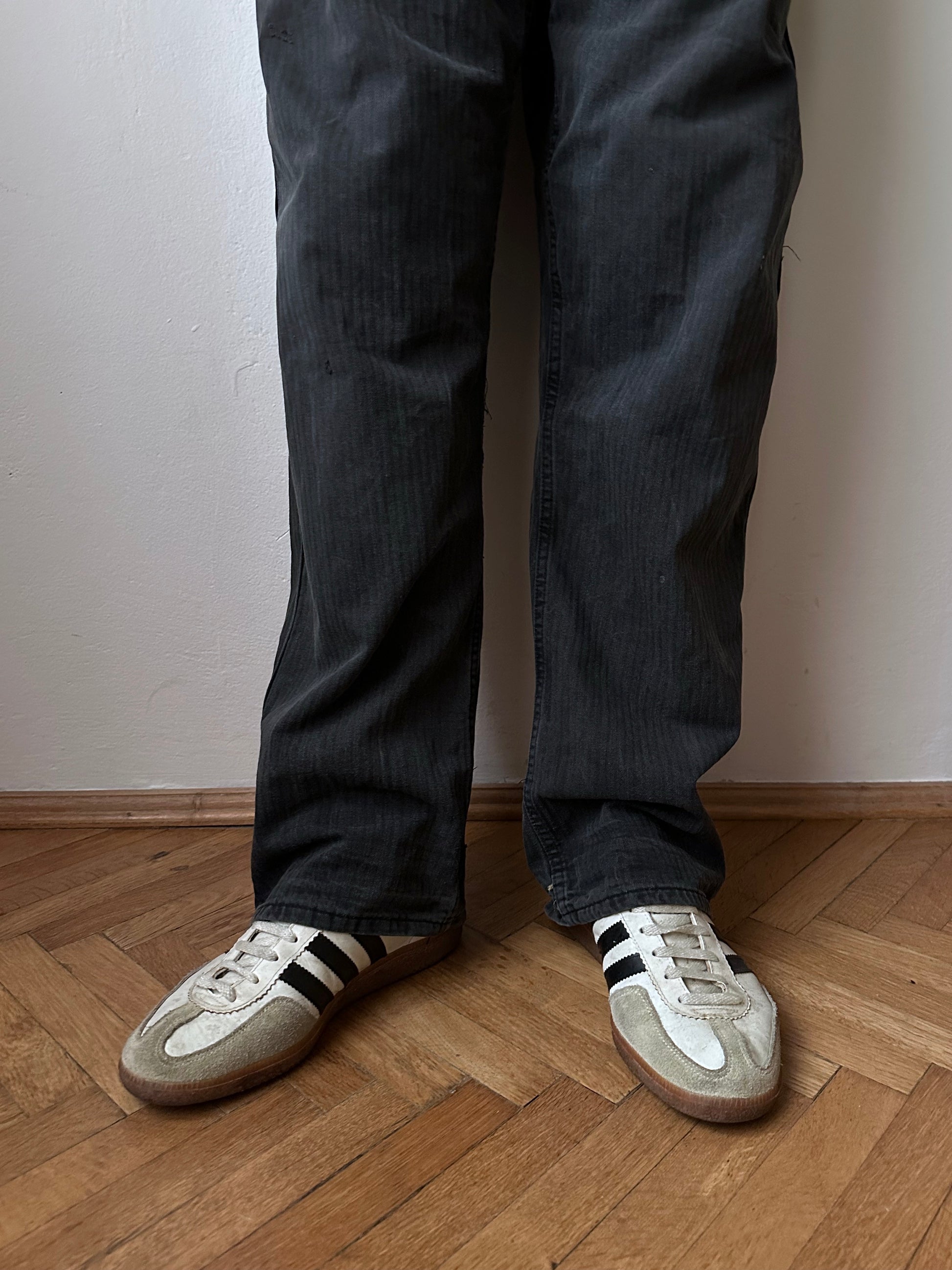 Black 黒 1980's East German work trousers 東ドイツ ワークパンツ 80年代 ヘリンボーン Vintage ヴィンテージ Toto Praha Antique shop Vintage clothing store Prague 古着屋 アンティークショップ ユーロ古着 ヨーロッパ古着 古着卸