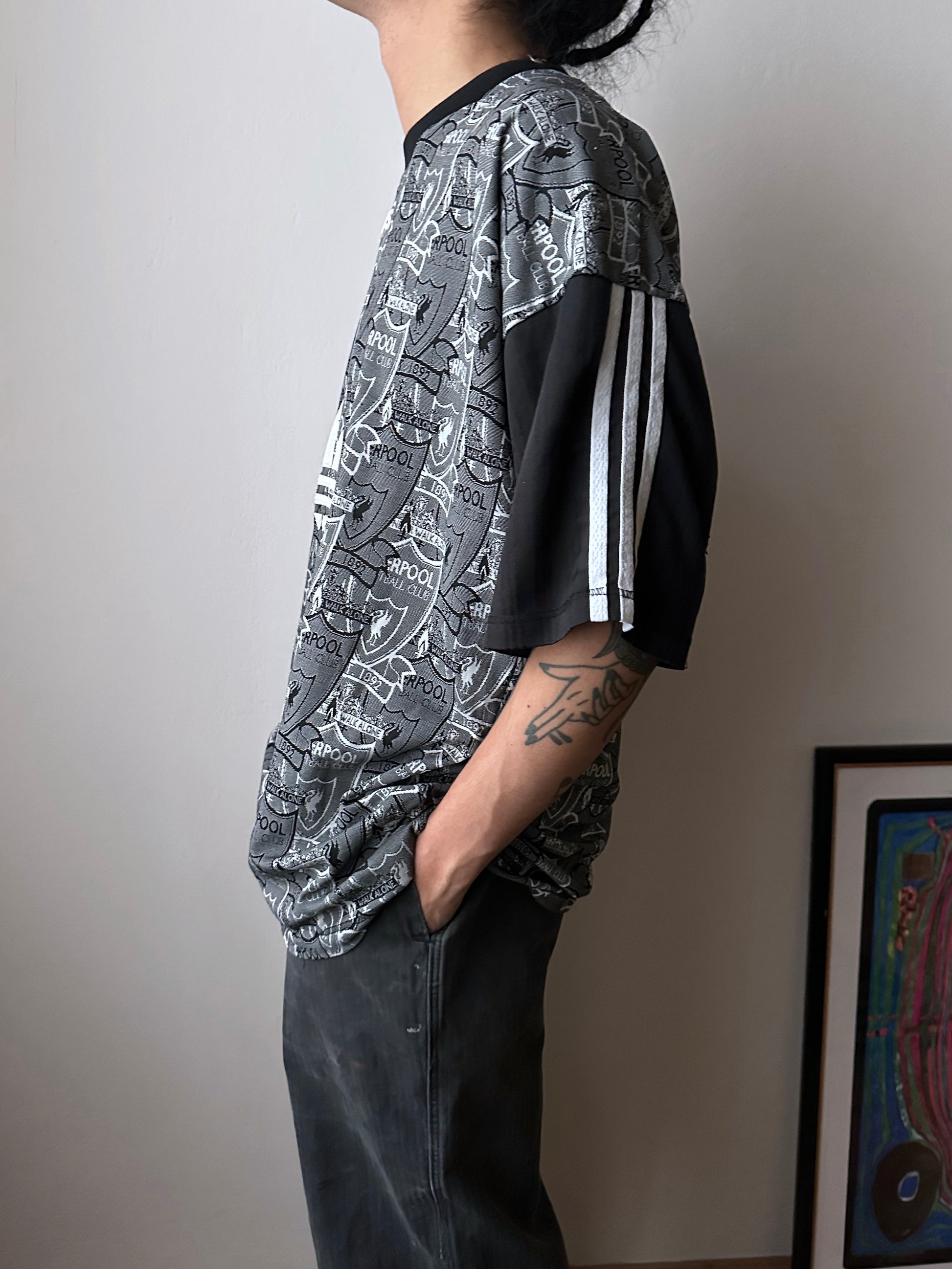 90's Liverpool Adidas アディダス リバプール premier league プレミアリーグ 90年代 Football shirt サッカーシャツ Made in England イギリス製 Vintage ヴィンテージ Toto Praha Antique shop Vintage clothing store Prague 古着屋 アンティークショップ ユーロ古着 ヨーロッパ古着 古着卸